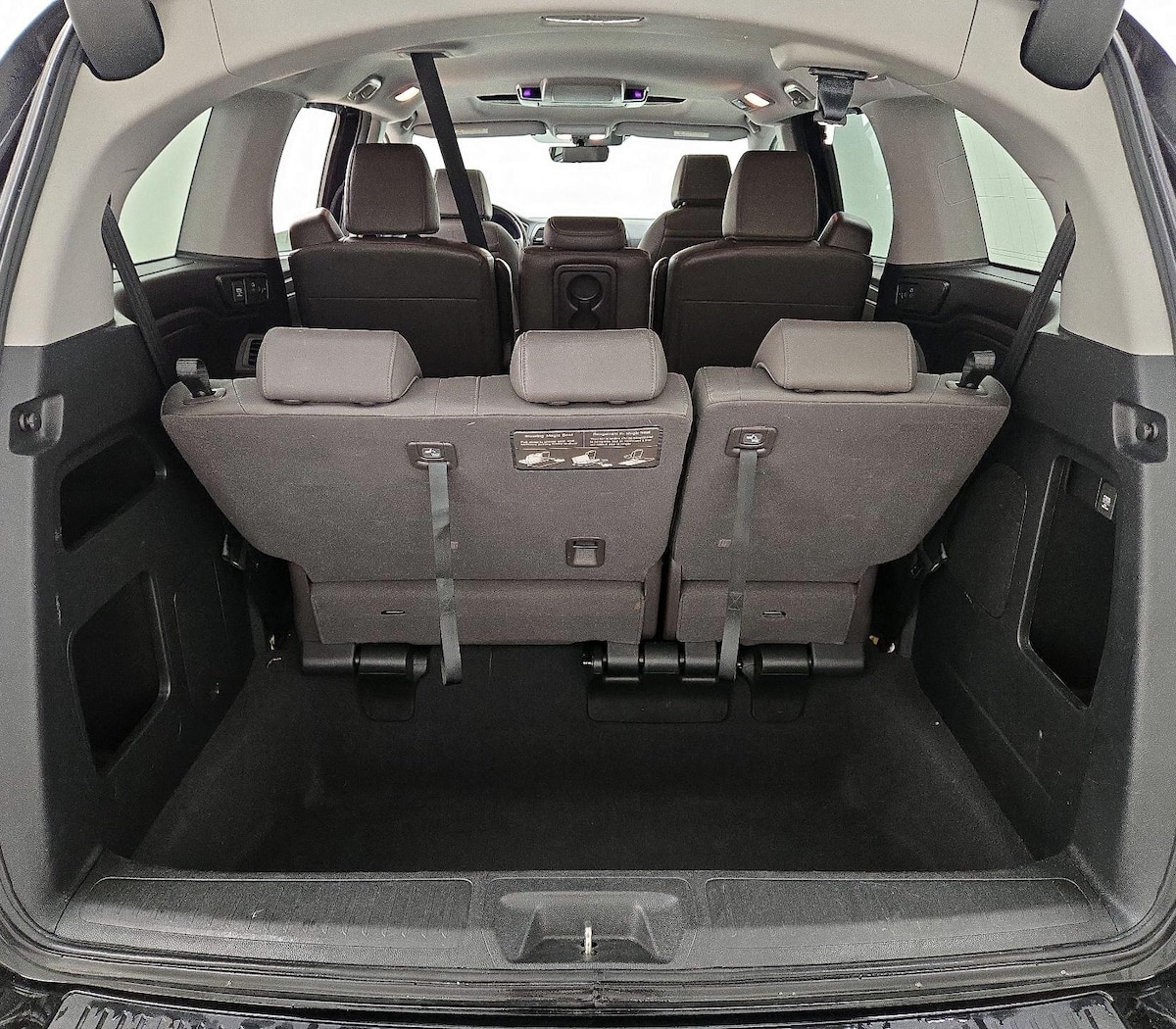Trunk/Cargo (Seats Up)