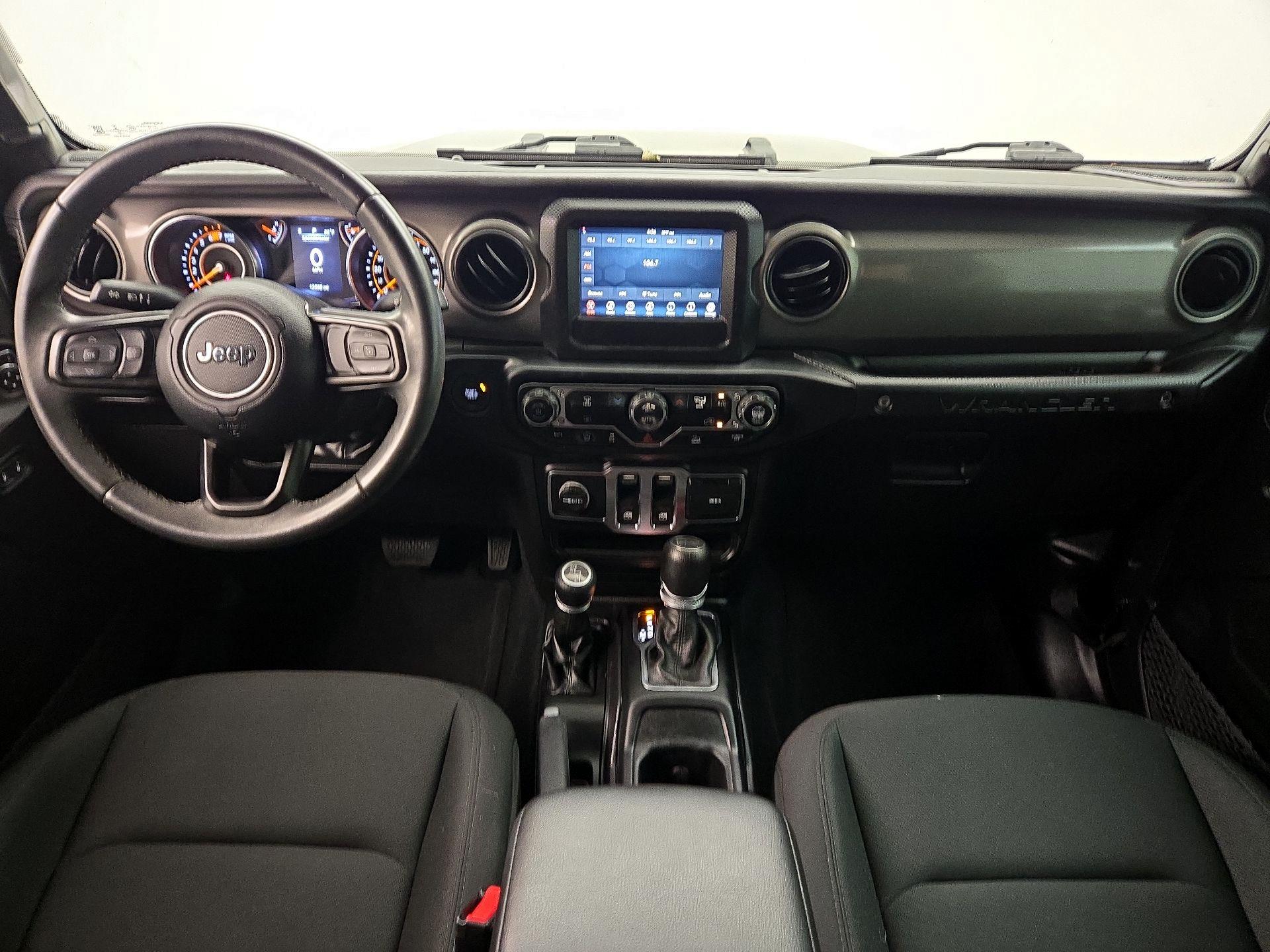 Thumbnail: 2022 Jeep Wrangler - 9