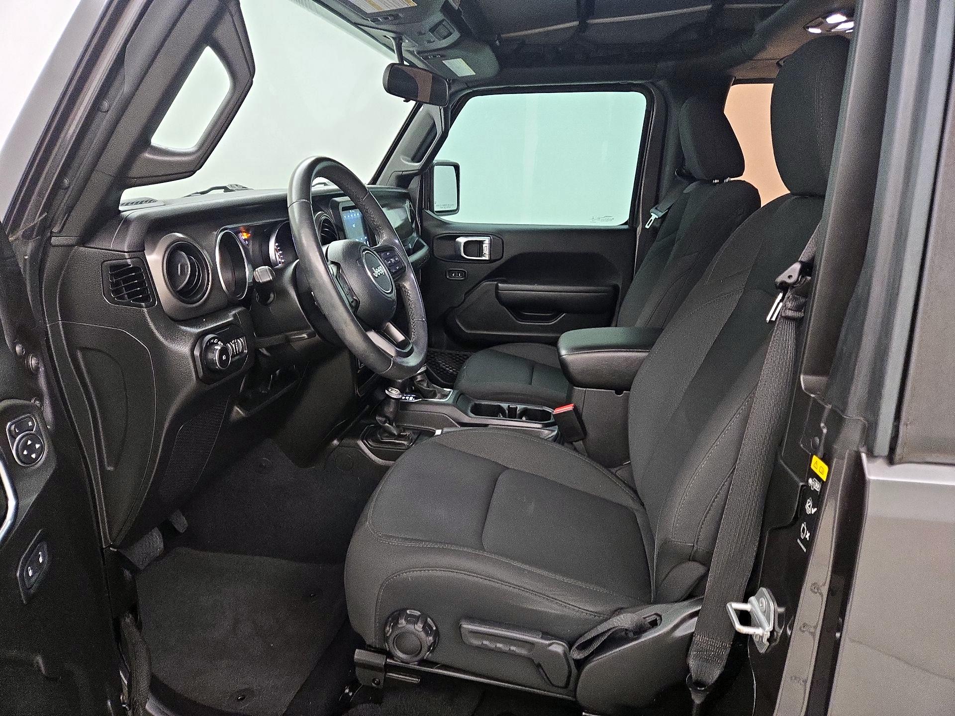 Thumbnail: 2022 Jeep Wrangler - 11