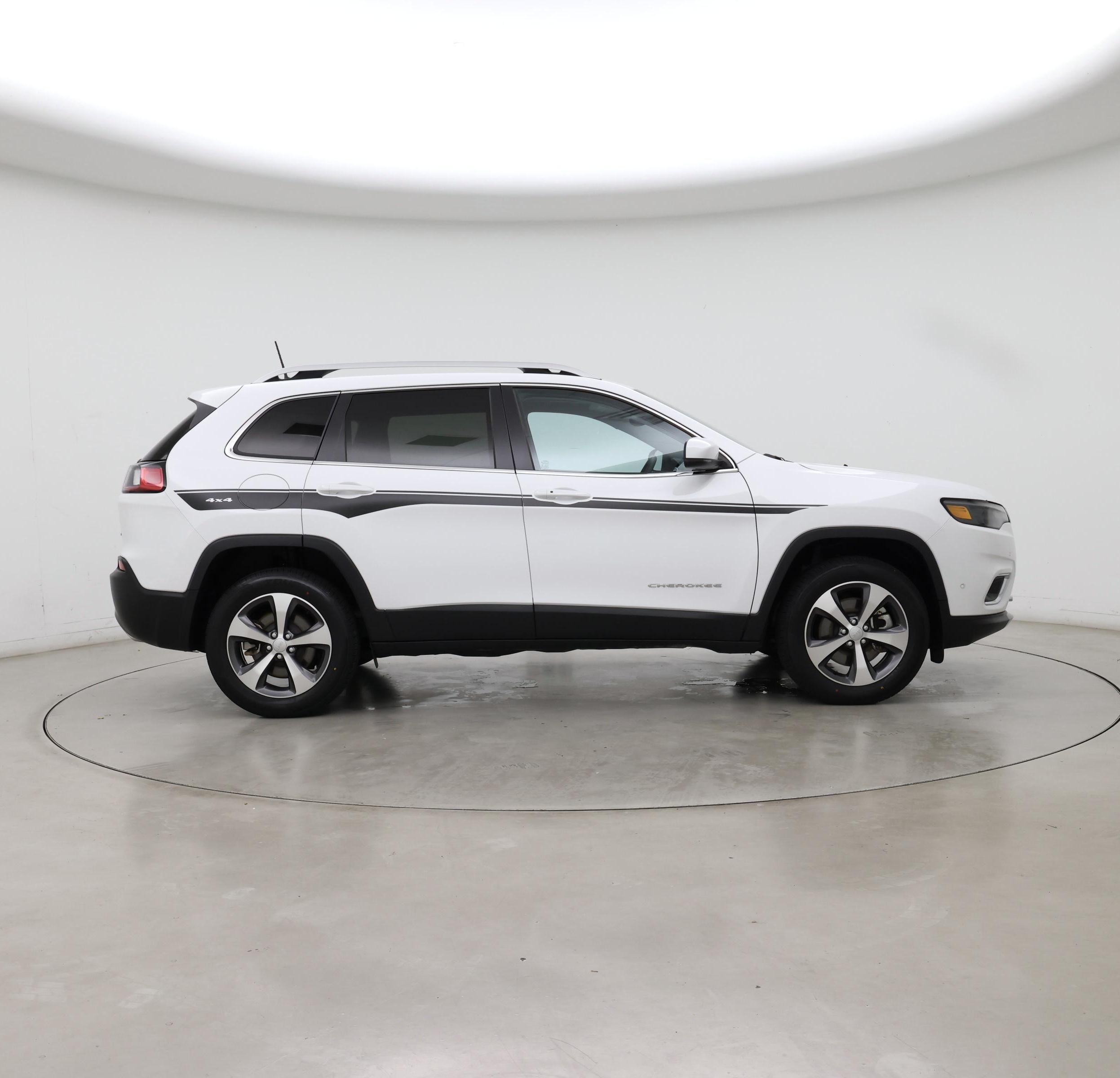 Thumbnail: 2021 Jeep Cherokee - 7
