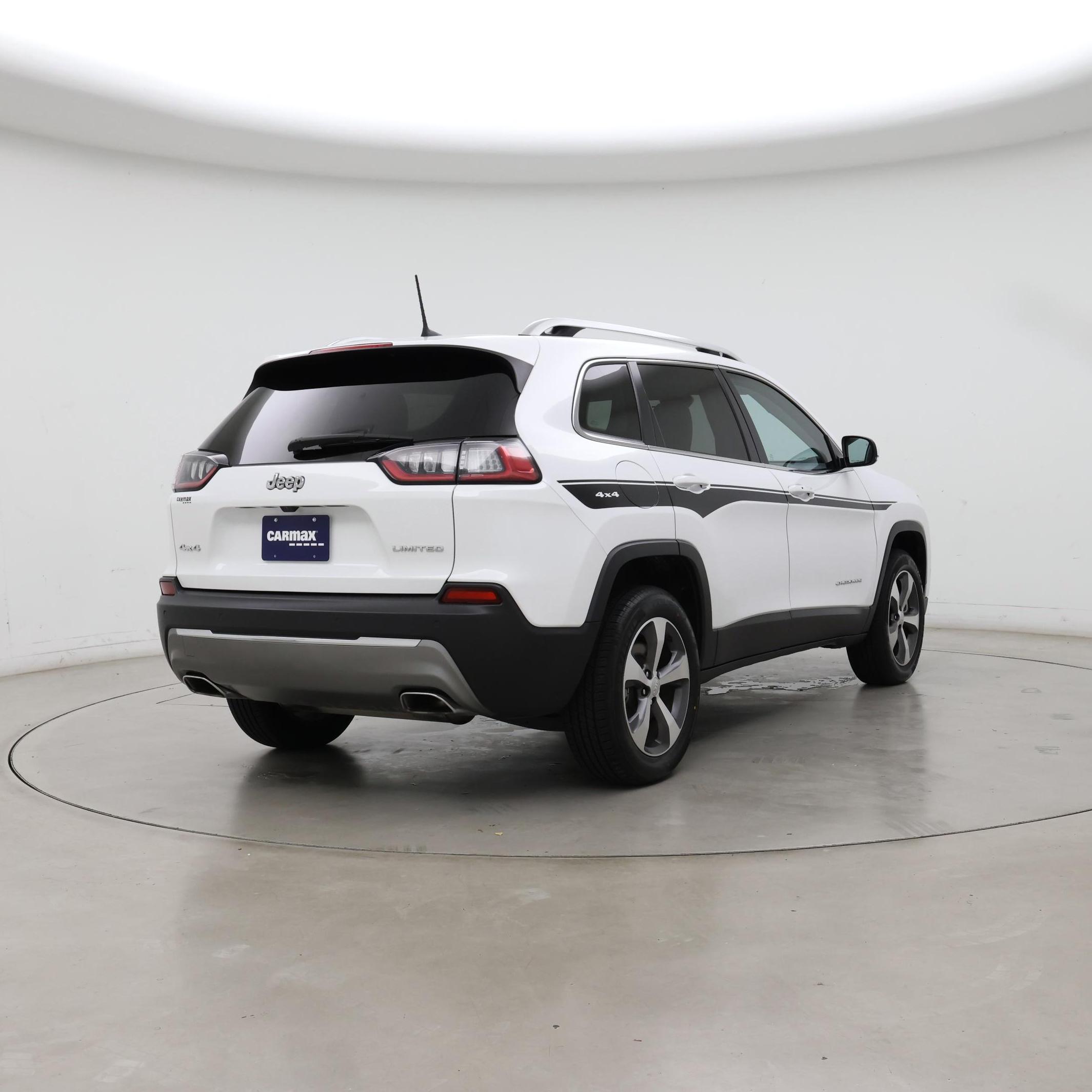 Thumbnail: 2021 Jeep Cherokee - 8