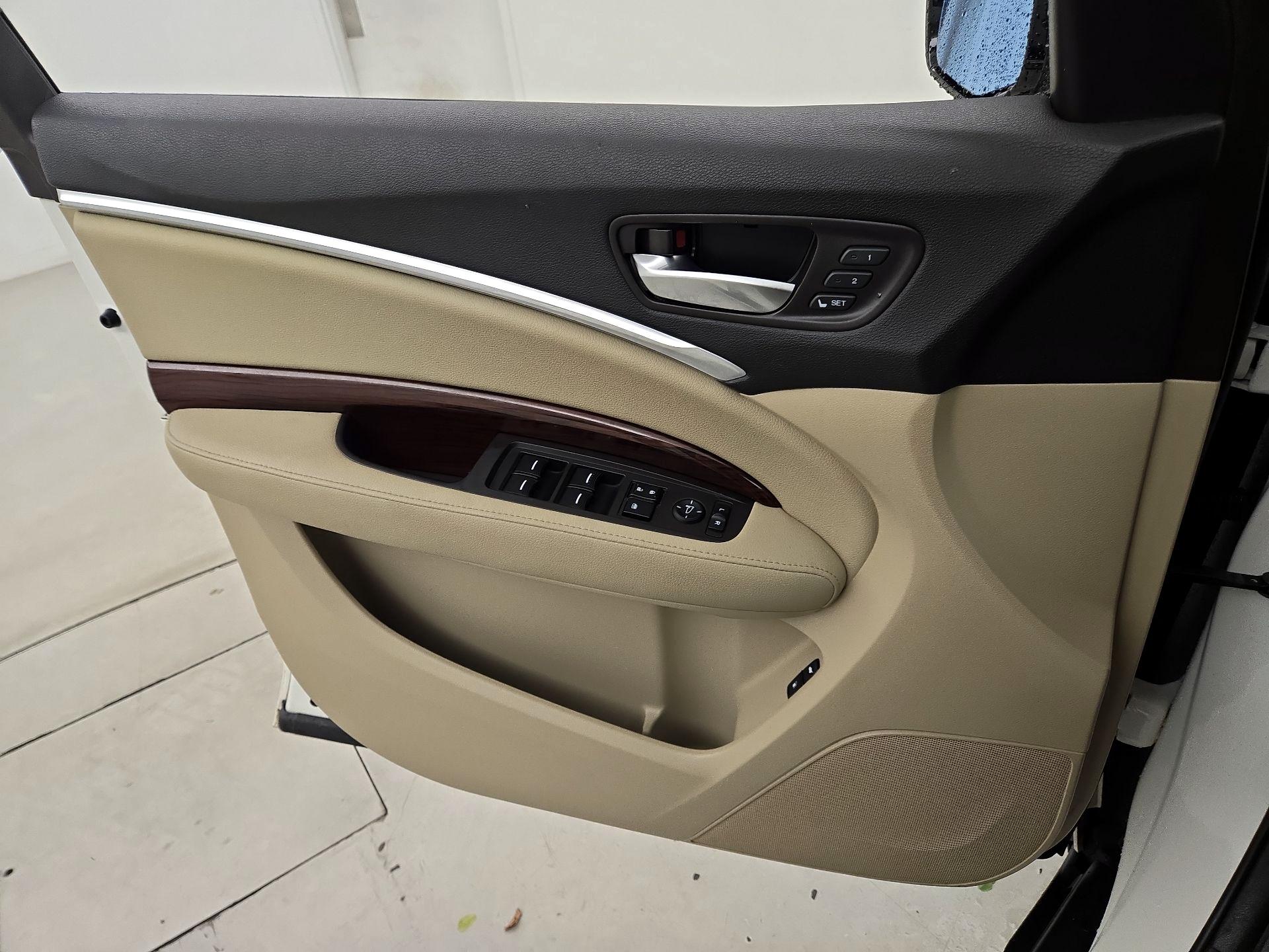 Thumbnail: 2016 Acura MDX - 12