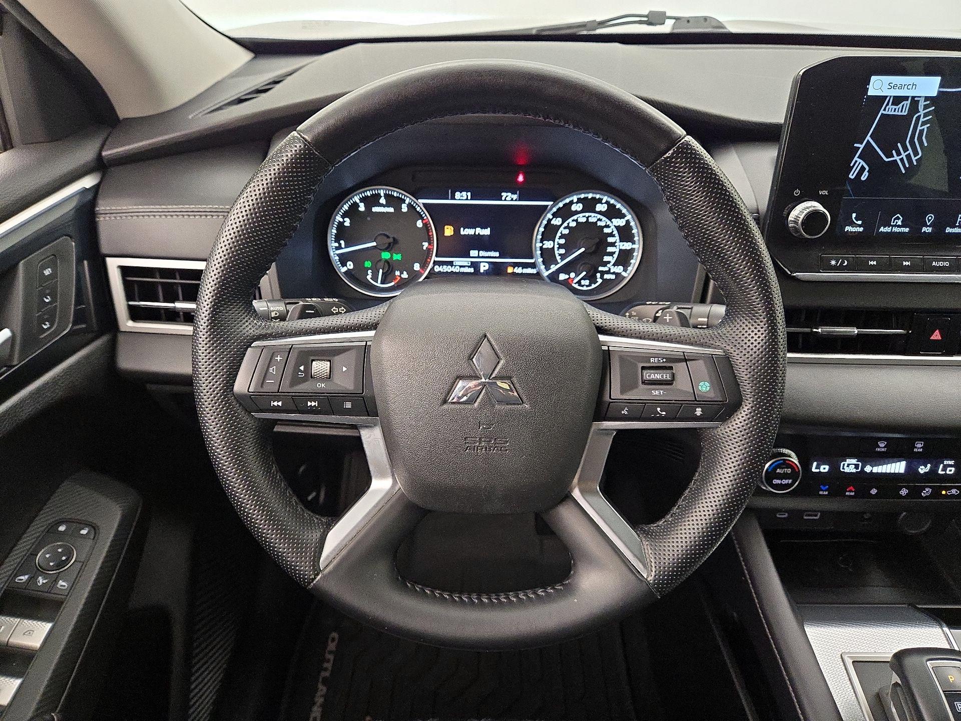 Thumbnail: 2022 Mitsubishi Outlander - 10