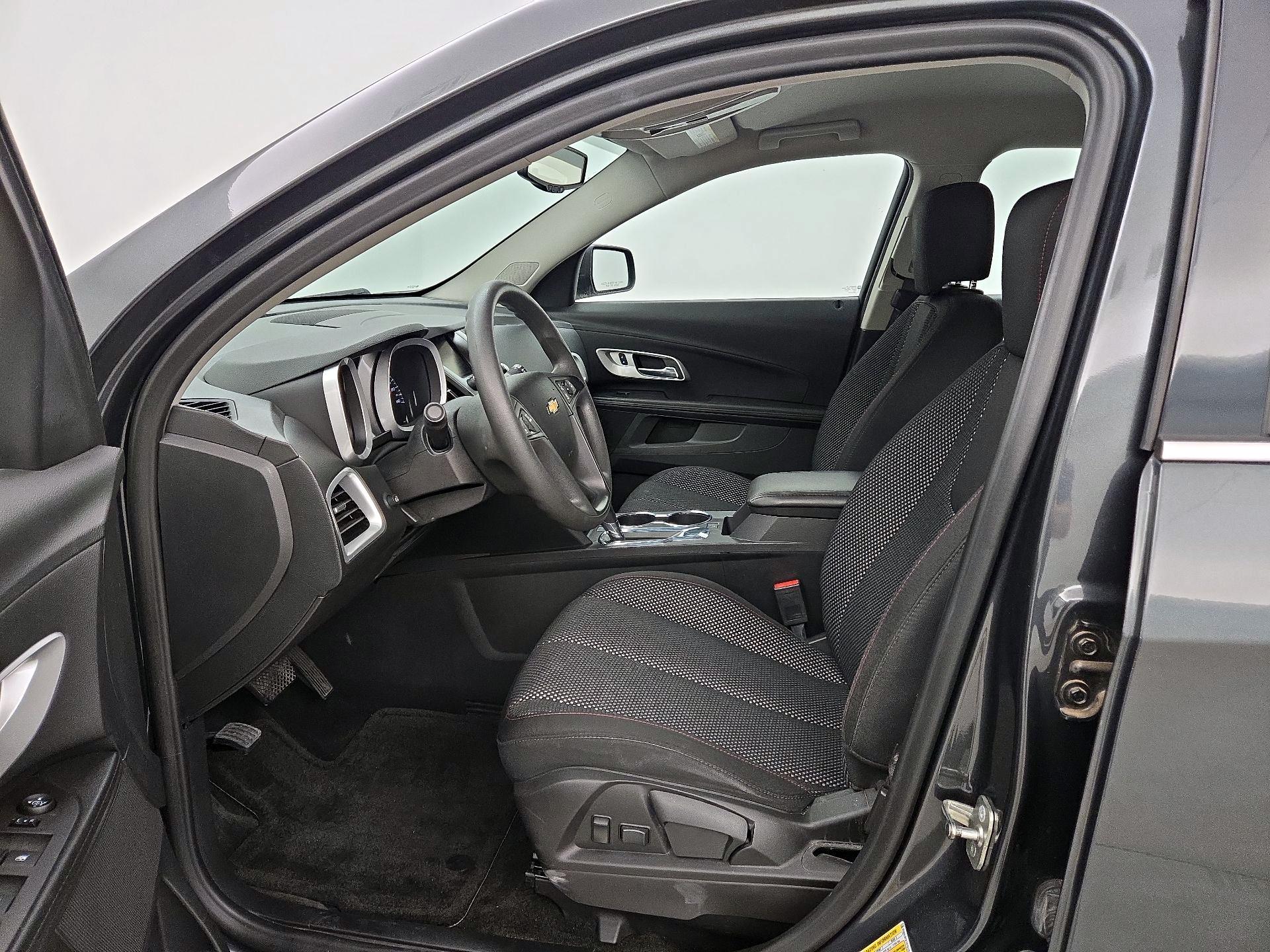 Thumbnail: 2017 Chevrolet Equinox - 11