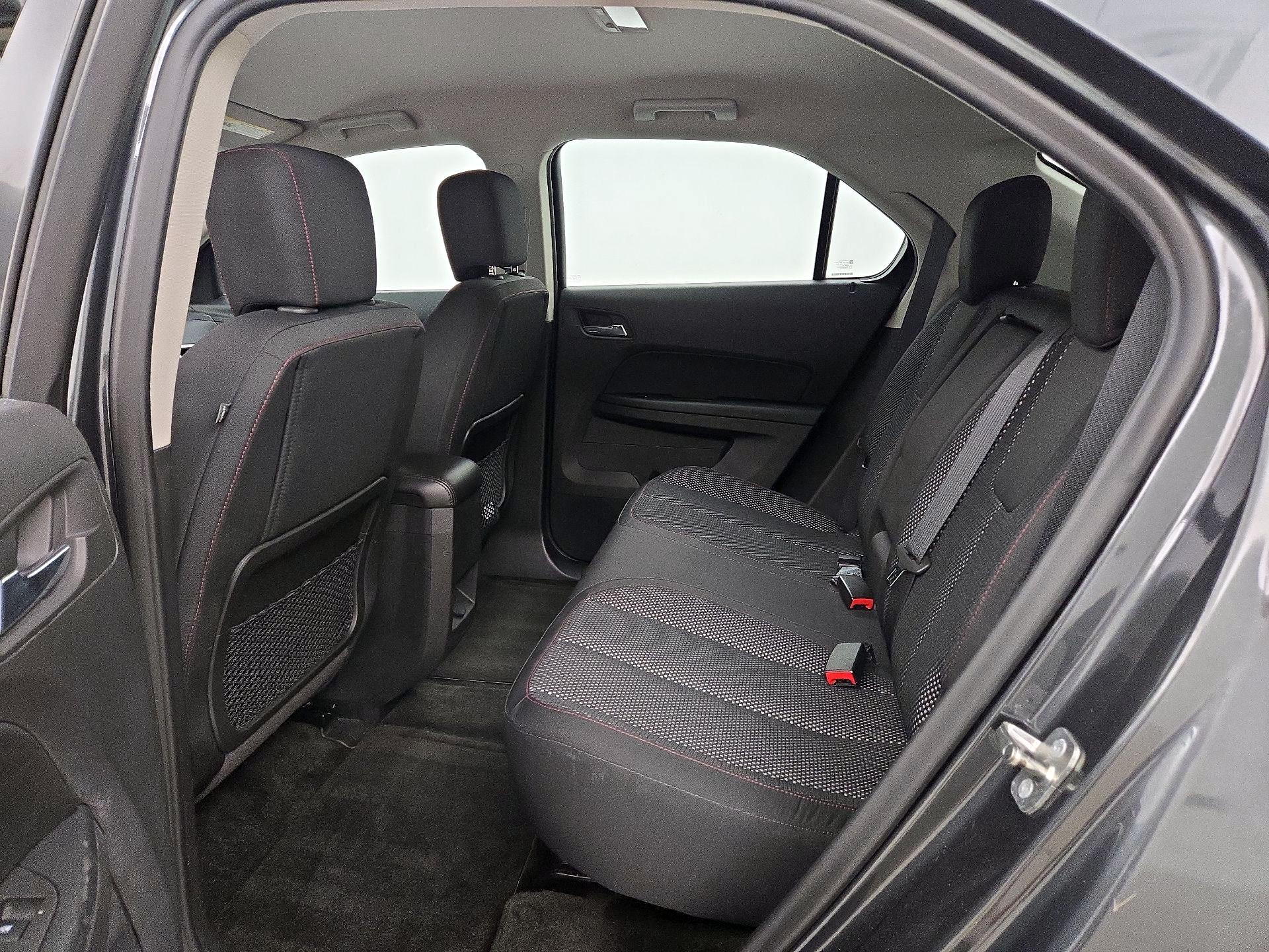 Thumbnail: 2017 Chevrolet Equinox - 18