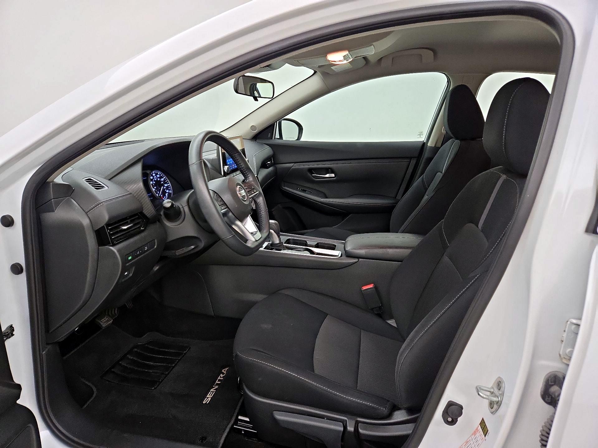 Thumbnail: 2023 Nissan Sentra - 11