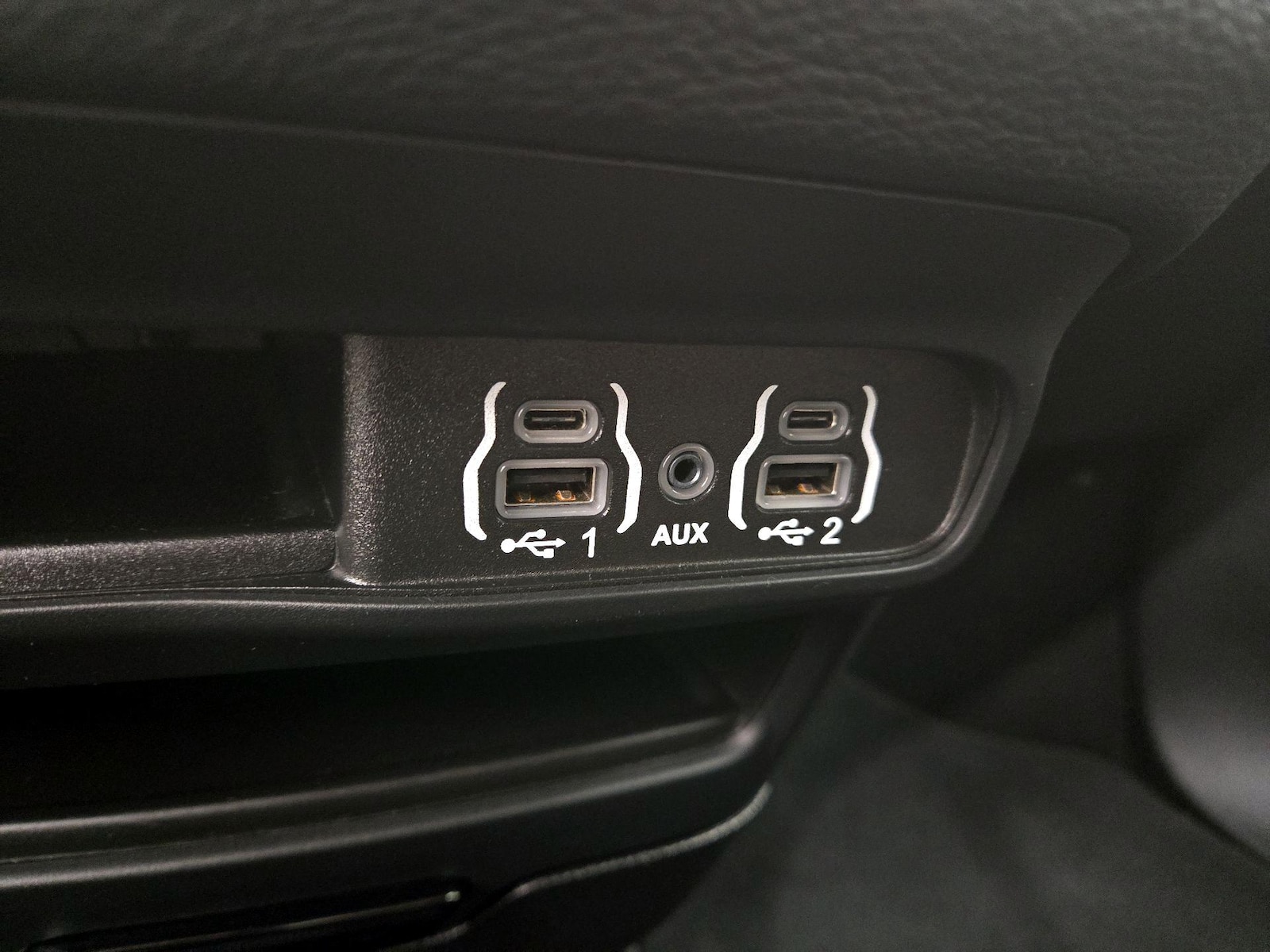 2021 Chrysler Pacifica Touring - Photo 19