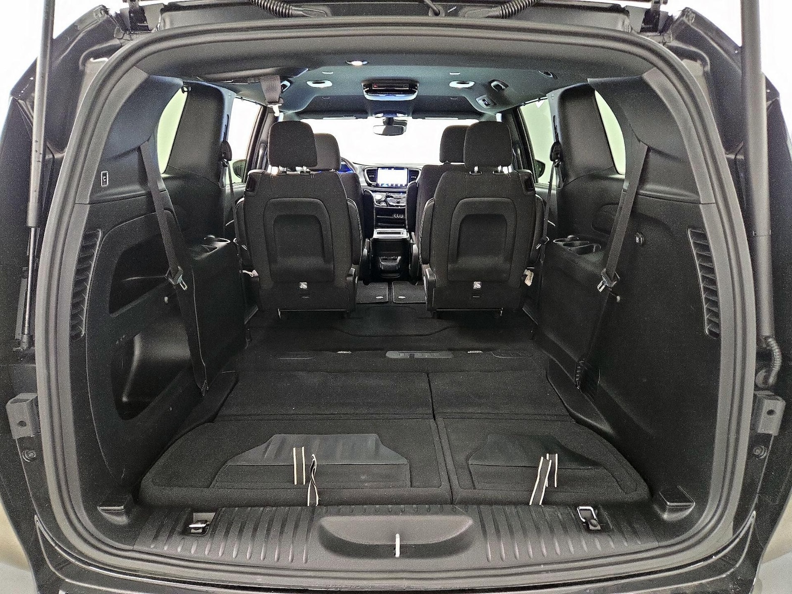 2021 Chrysler Pacifica Touring - Photo 23