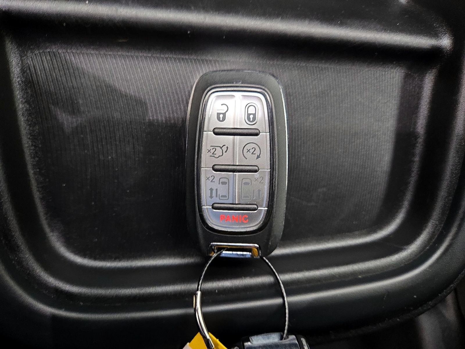 2021 Chrysler Pacifica Touring - Photo 25
