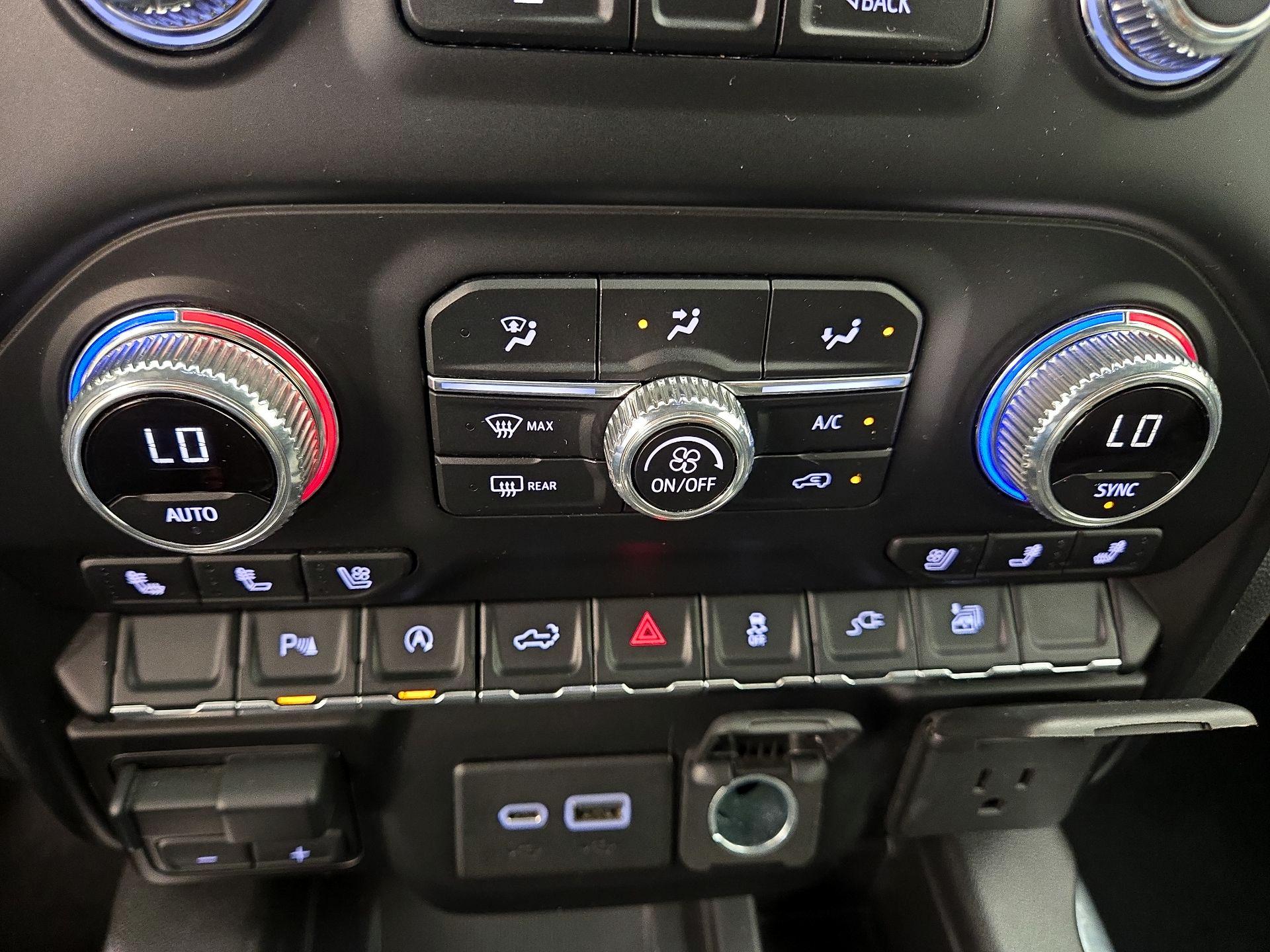 Thumbnail: 2020 GMC Sierra 1500 - 17