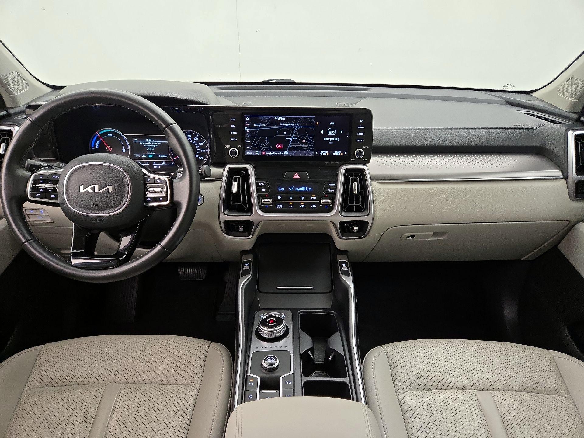 Thumbnail: 2023 Kia Sorento - 9