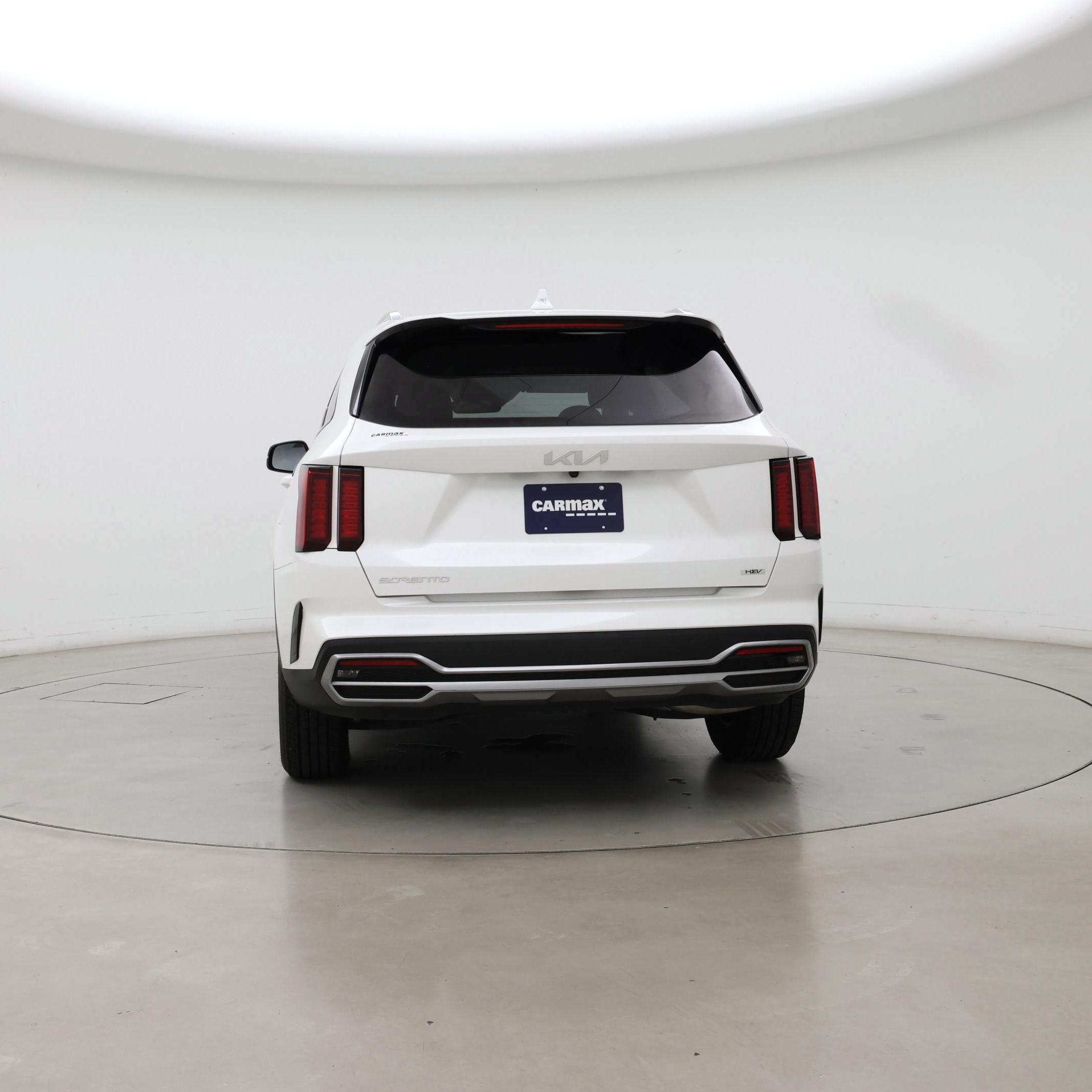 Thumbnail: 2023 Kia Sorento - 6