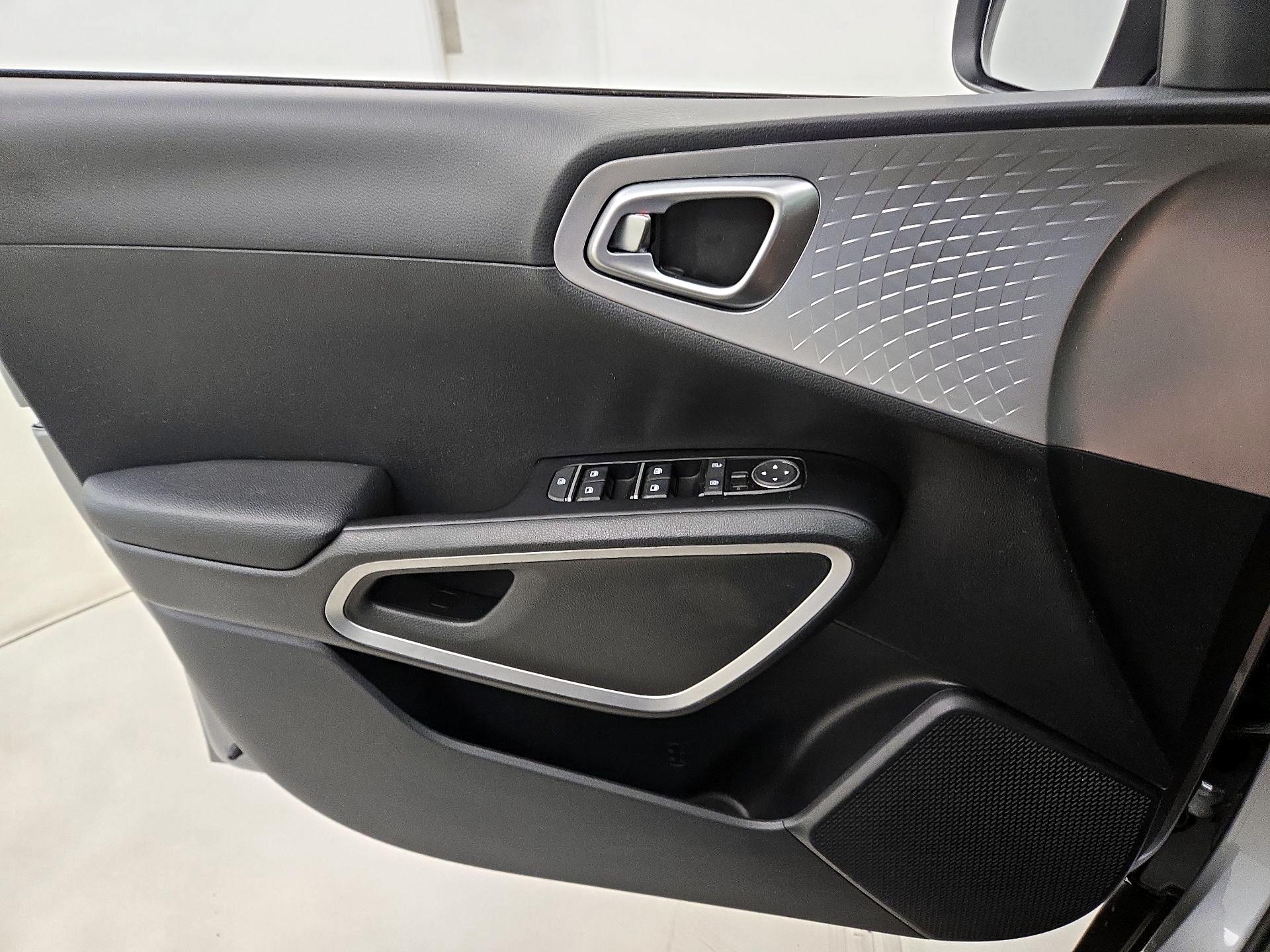 Thumbnail: 2024 Kia Soul - 12