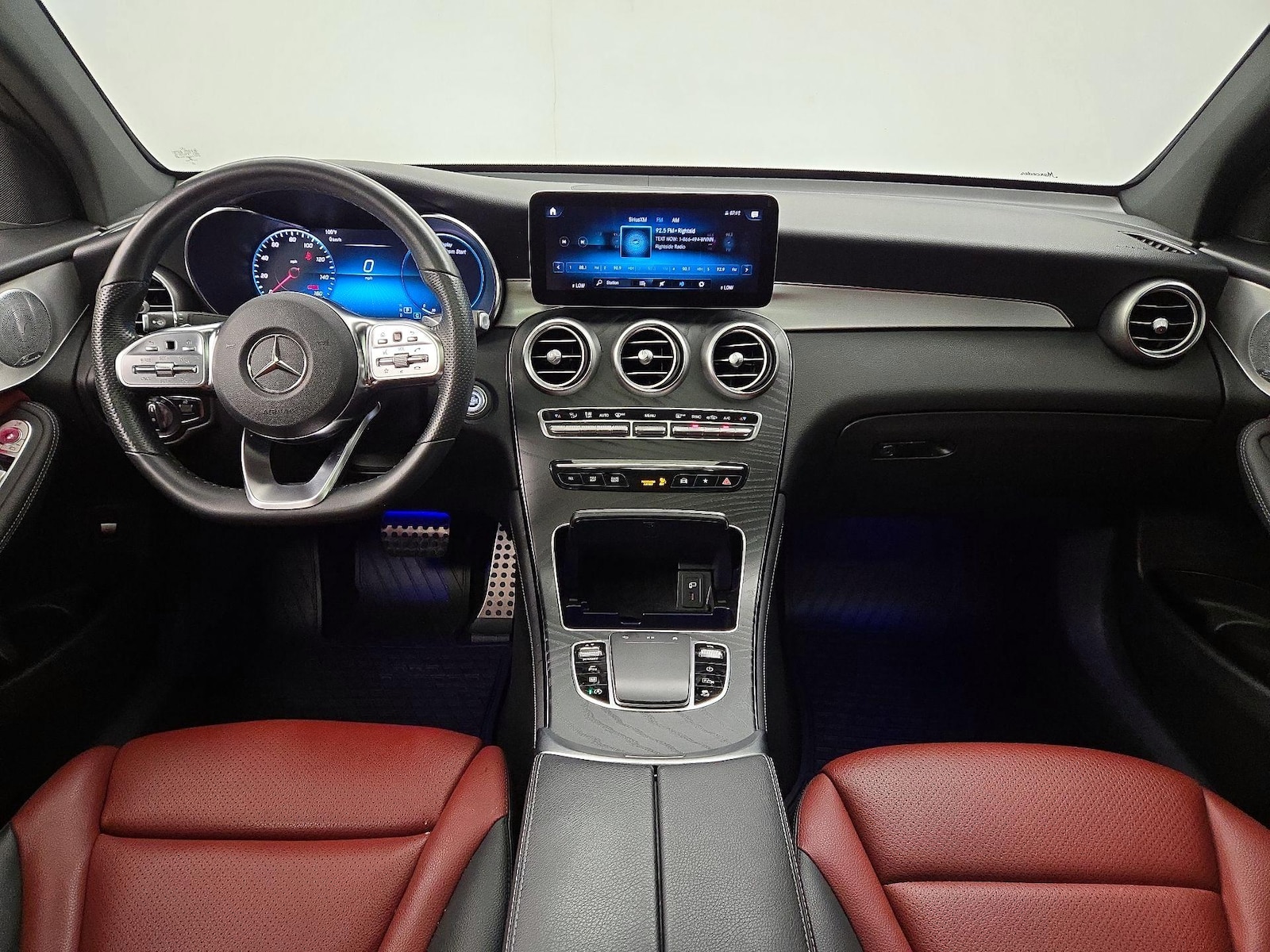 2021 Mercedes-Benz GLC Coupe GLC300 - Photo 10