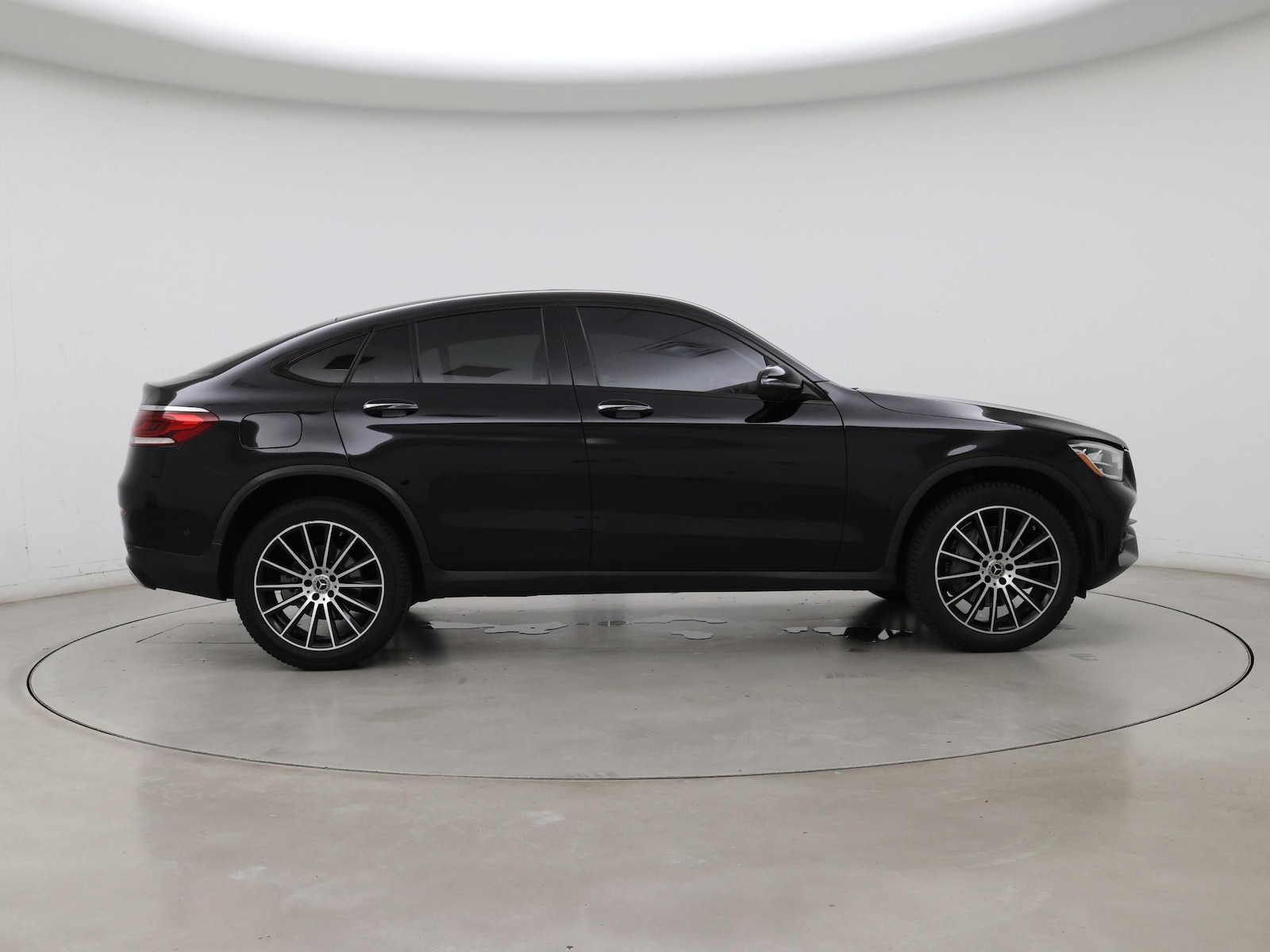 2021 Mercedes-Benz GLC Coupe GLC300 - Photo 8