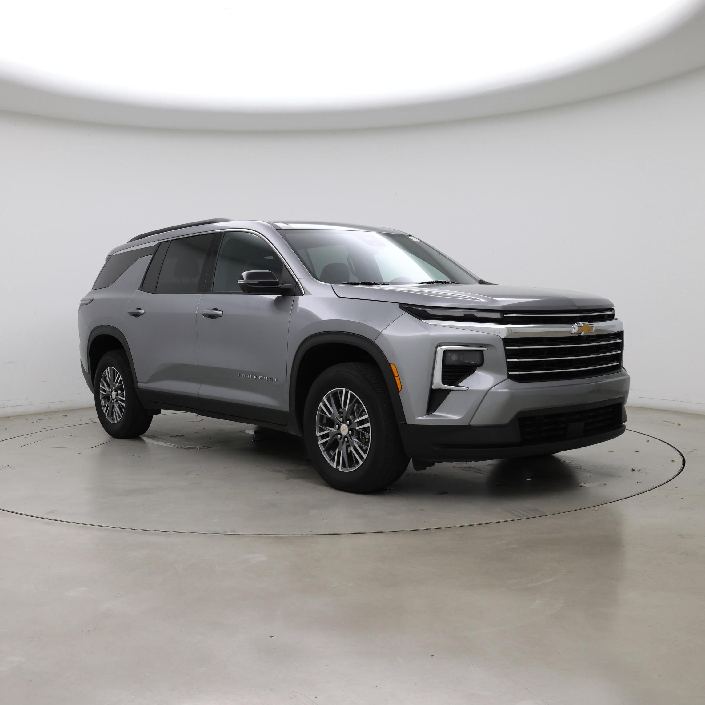 Silver 2024 Chevrolet Traverse SUV / Crossover Front-Wheel Drive Automatic