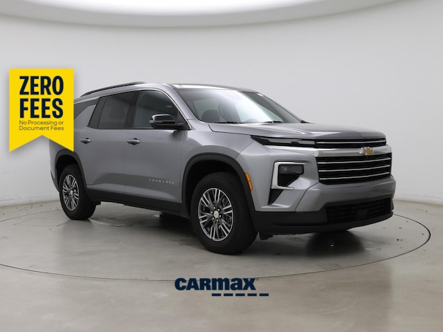 Silver 2024 Chevrolet Traverse SUV / Crossover Front-Wheel Drive Automatic