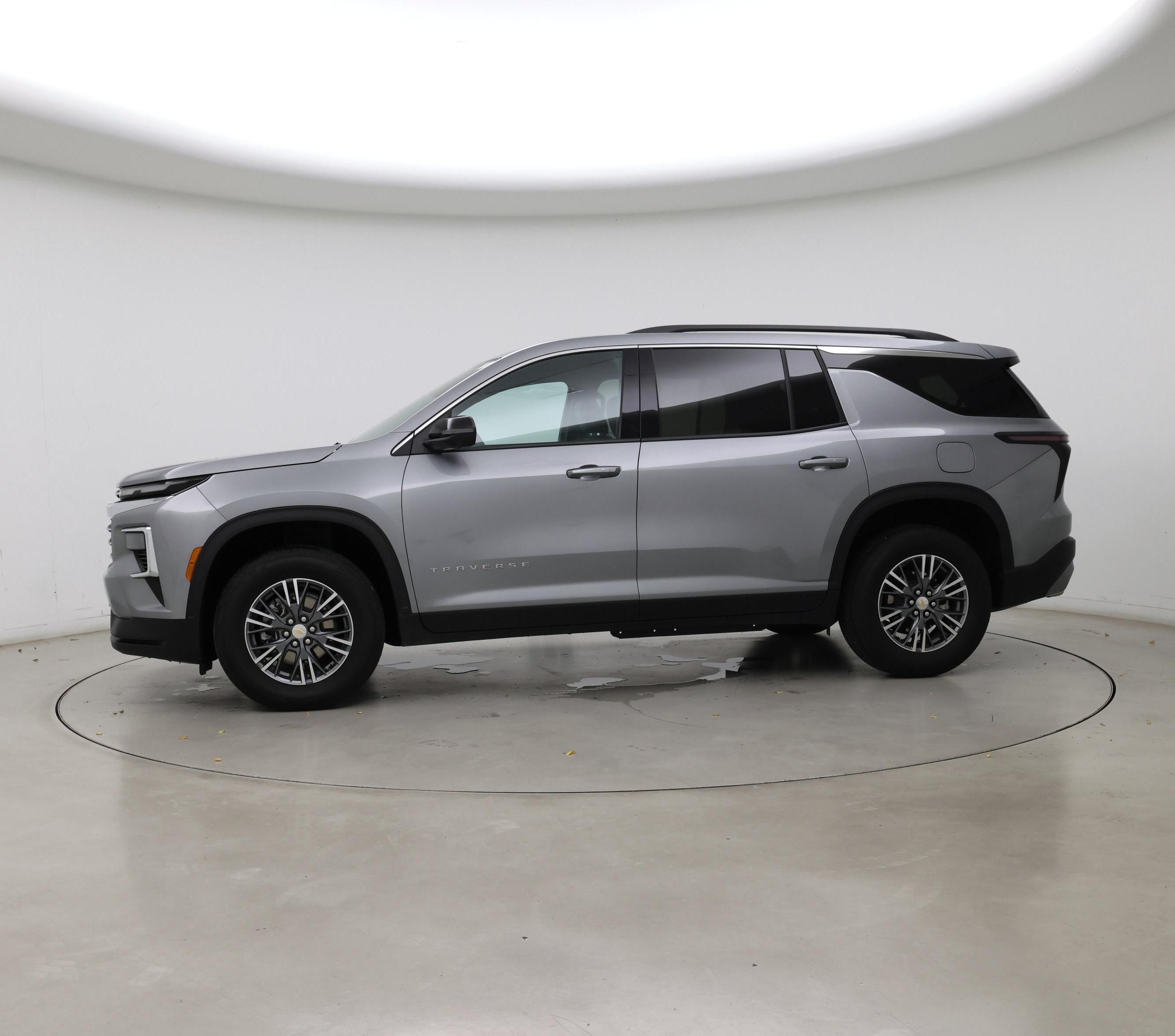 Thumbnail: 2024 Chevrolet Traverse - 3