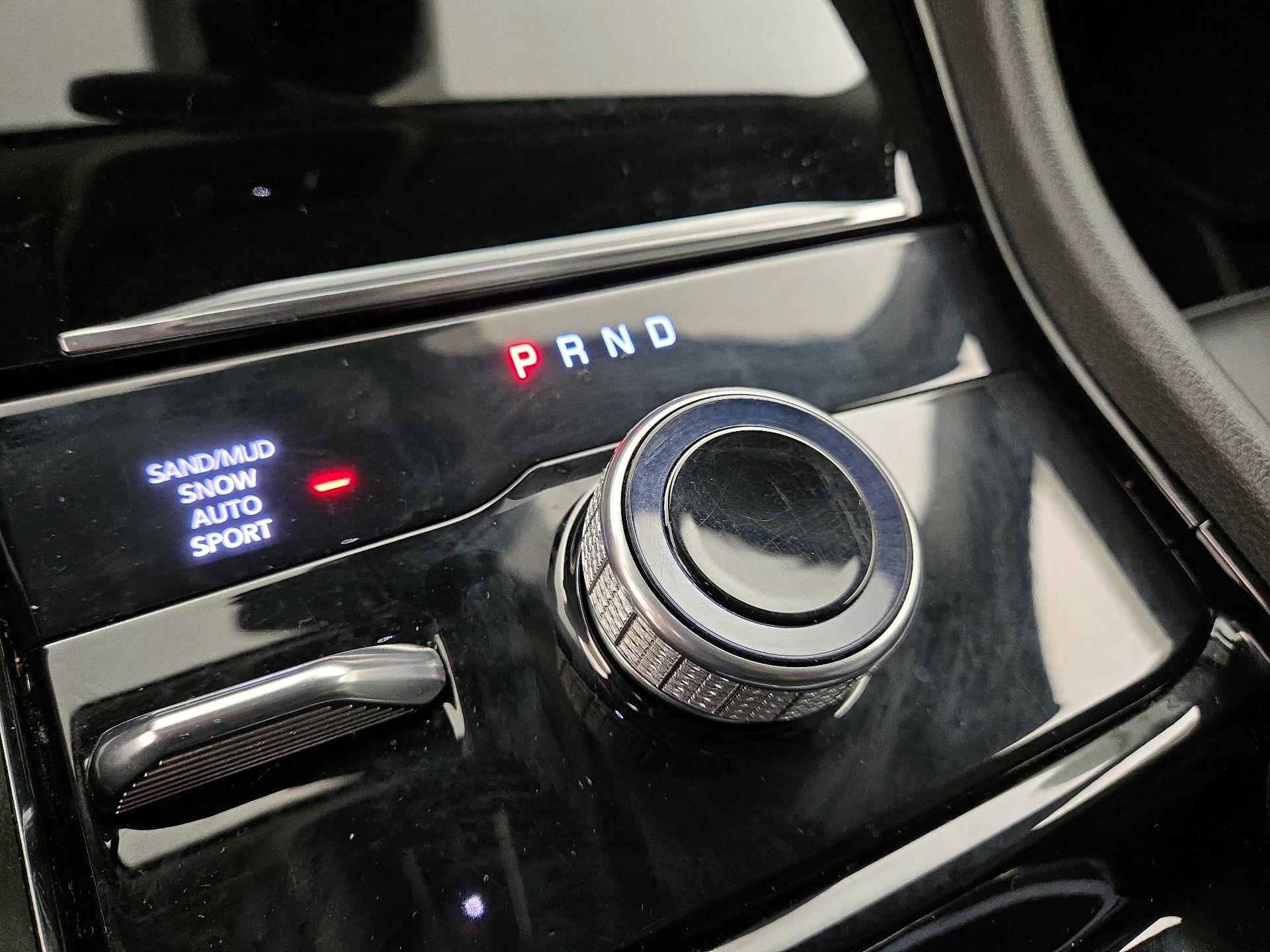Thumbnail: 2023 Jeep Grand Cherokee - 18