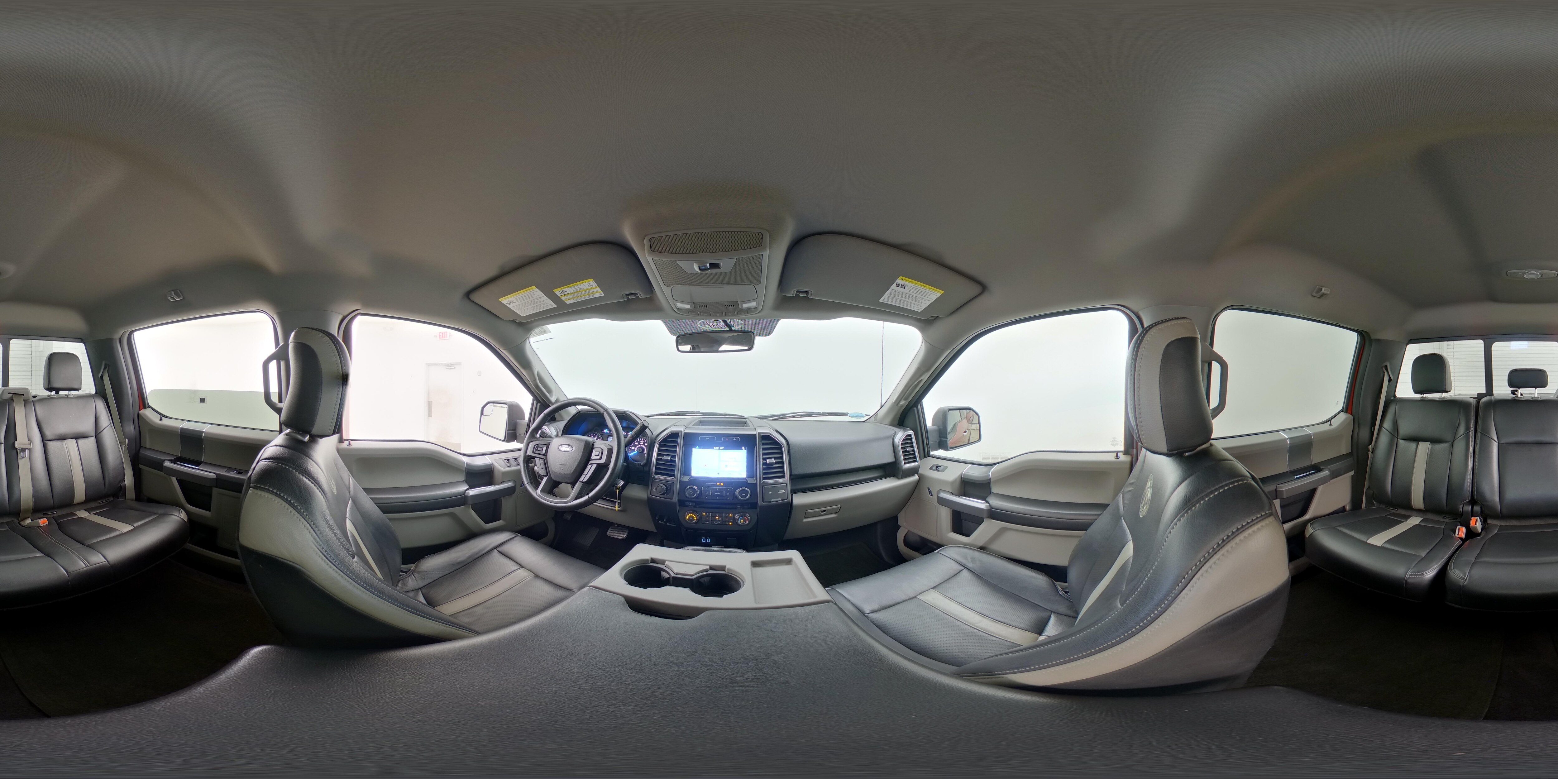 2017 Ford F-150 XLT - Photo 25