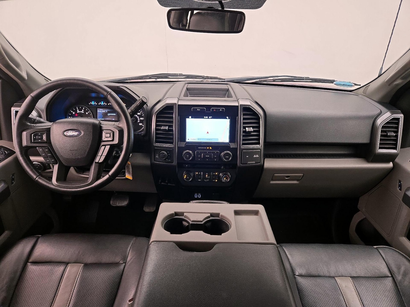 2017 Ford F-150 XLT - Photo 10