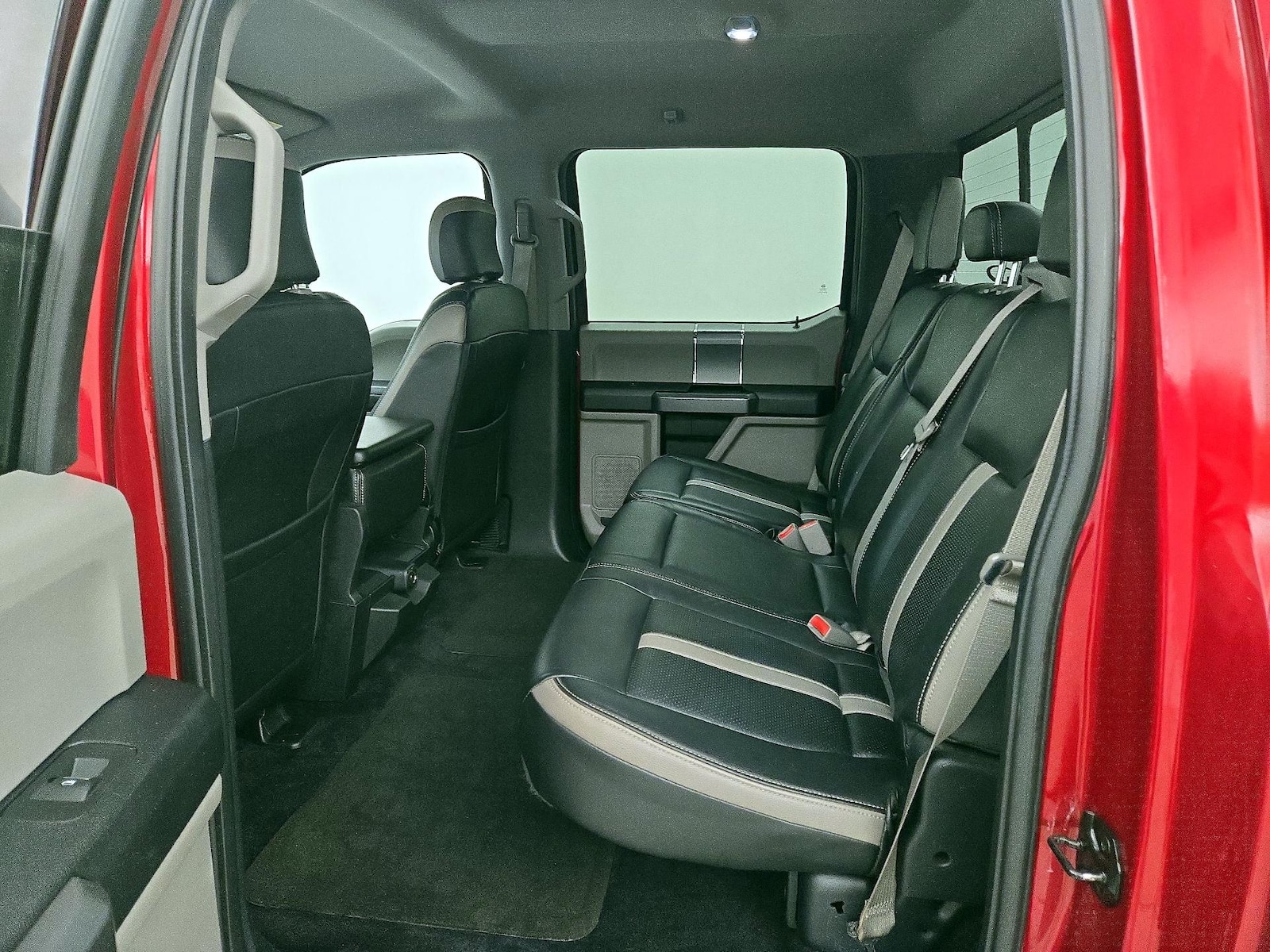 2017 Ford F-150 XLT - Photo 21