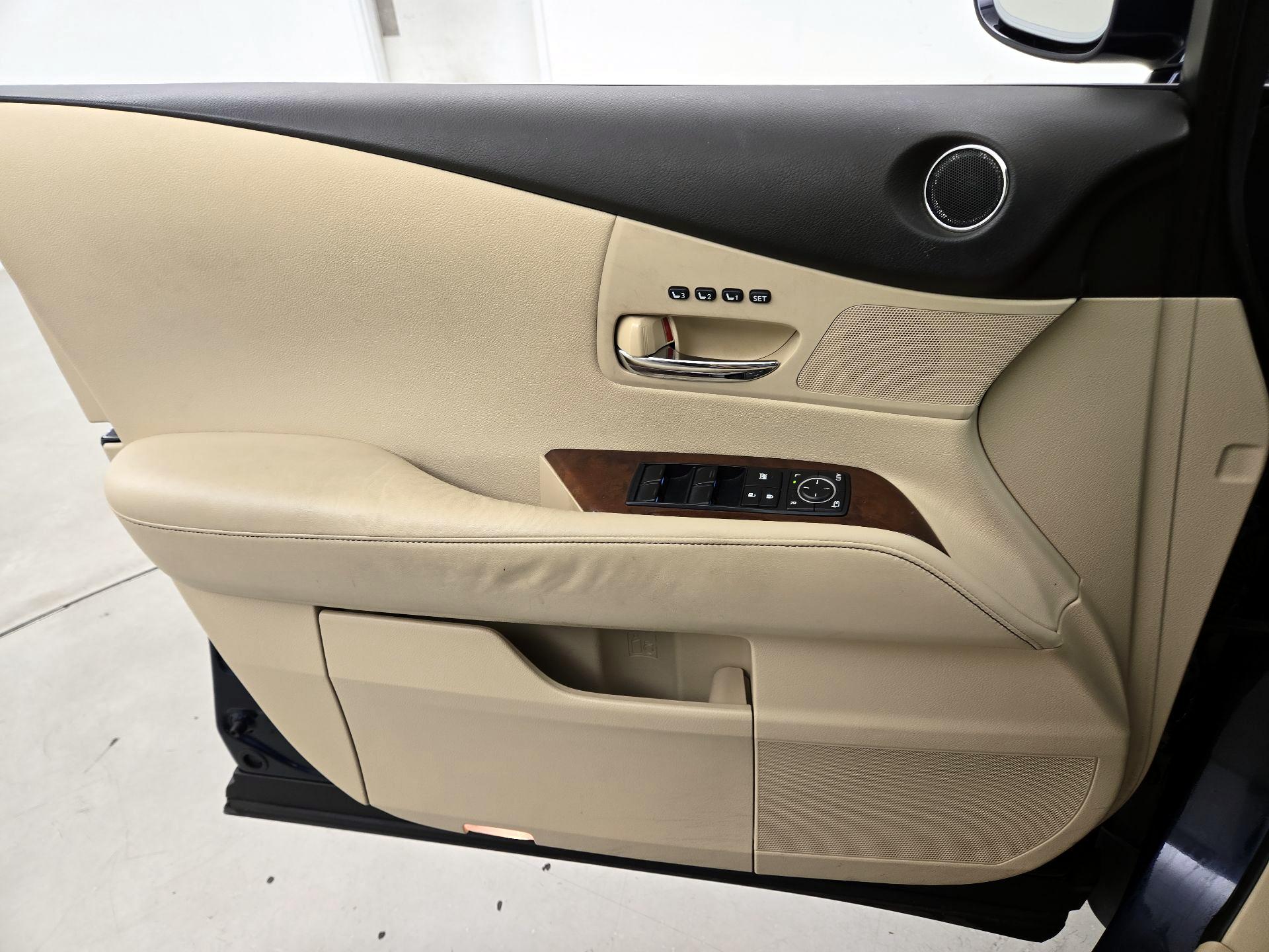 Thumbnail: 2015 Lexus RX - 12