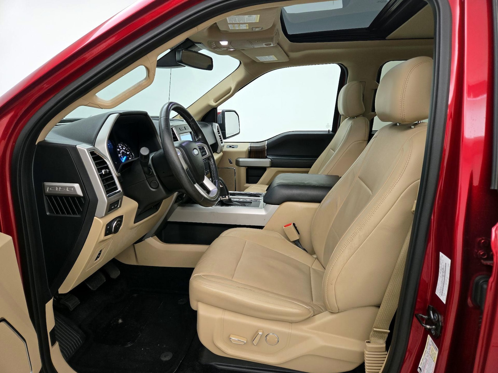 2017 Ford F-150 Lariat - Photo 12