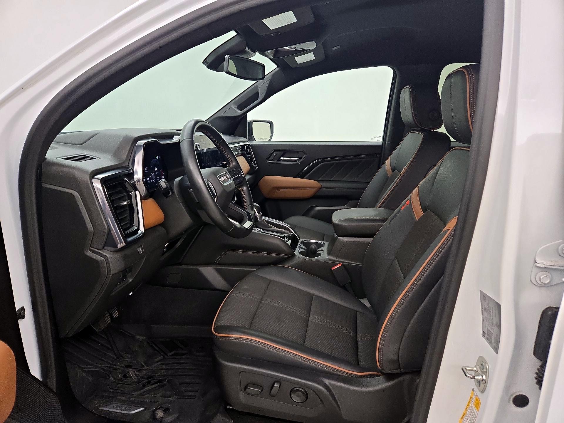 Thumbnail: 2024 GMC Canyon - 11