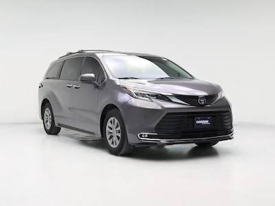 2022 Toyota Sienna Hybrid XLE