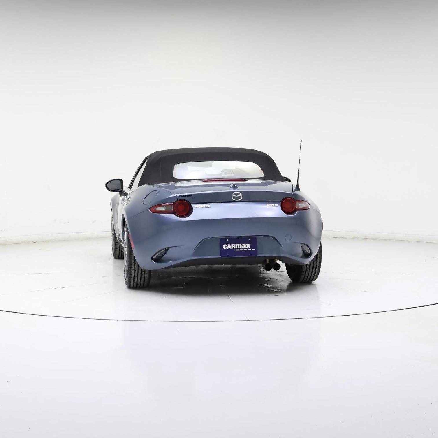 Thumbnail: 2016 Mazda MX-5 Miata - 4