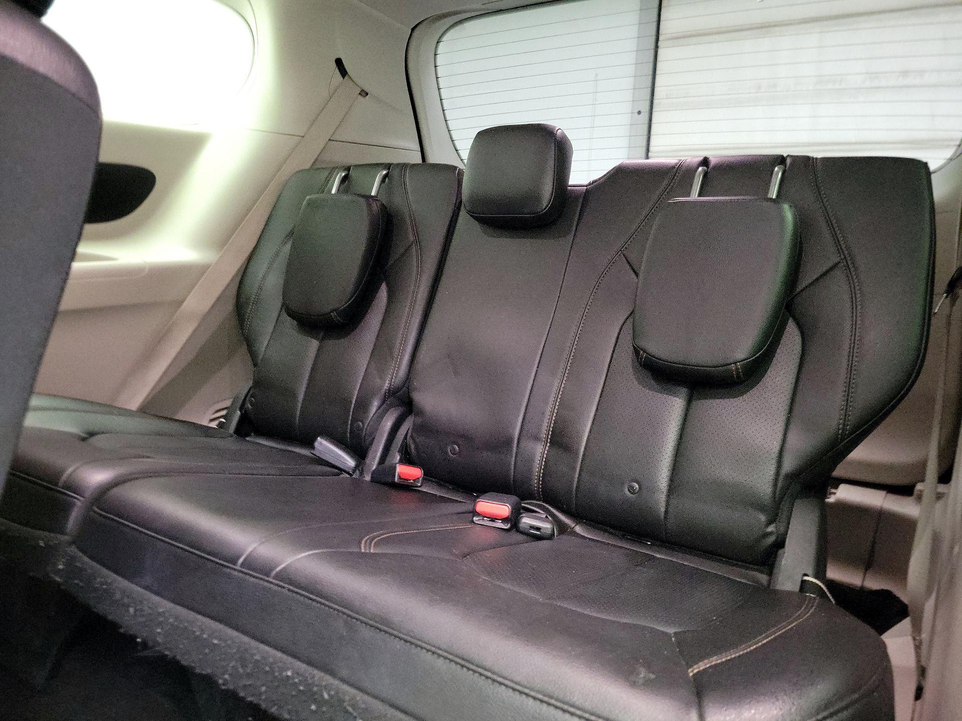 Thumbnail: 2018 Chrysler Pacifica - 20