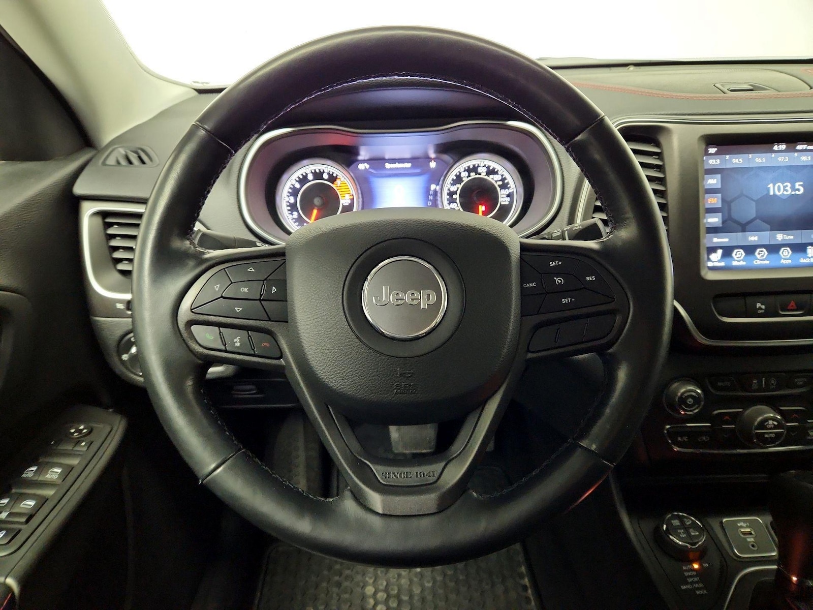 2020 Jeep Cherokee Trailhawk - Photo 11