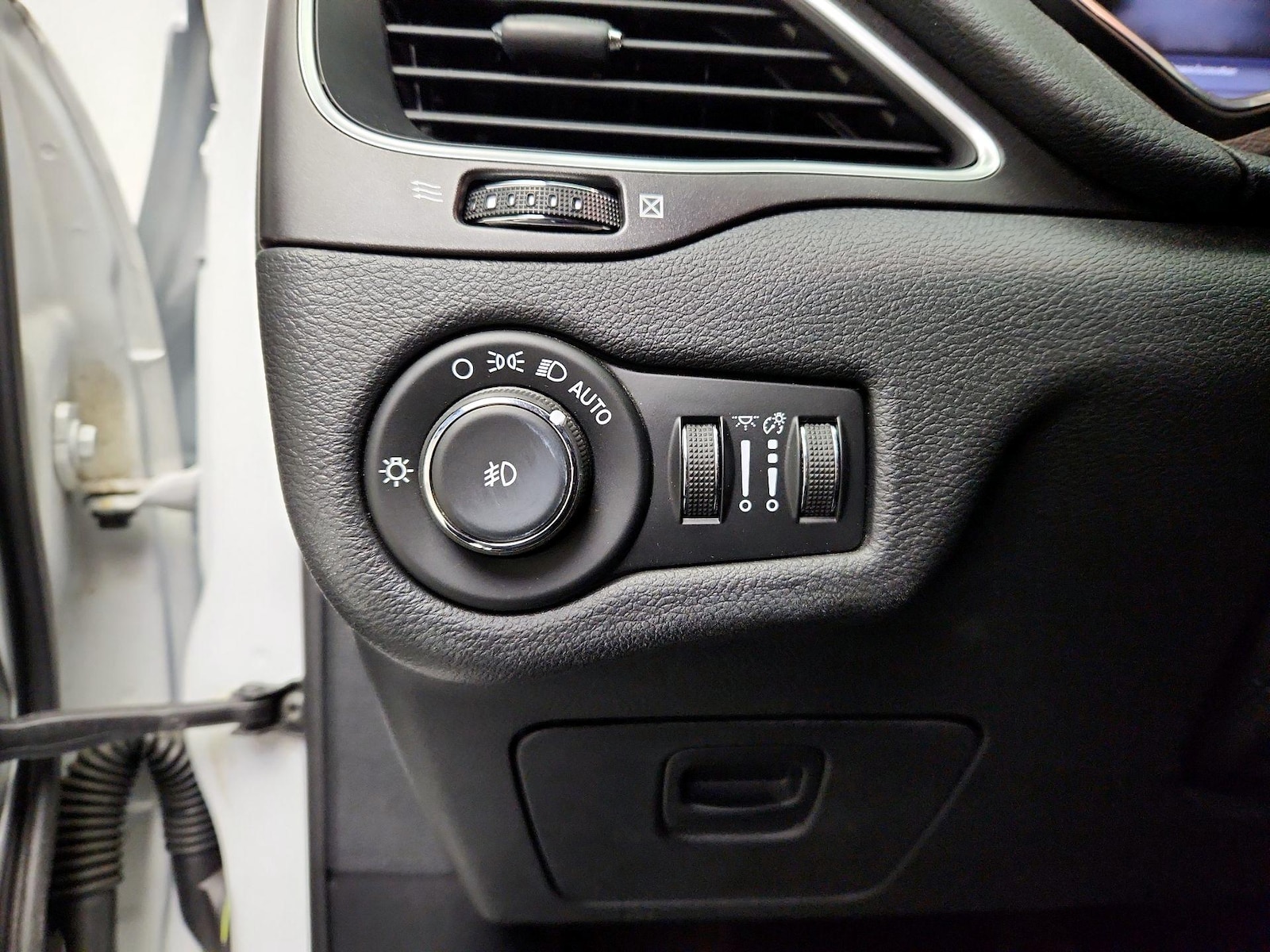2020 Jeep Cherokee Trailhawk - Photo 14
