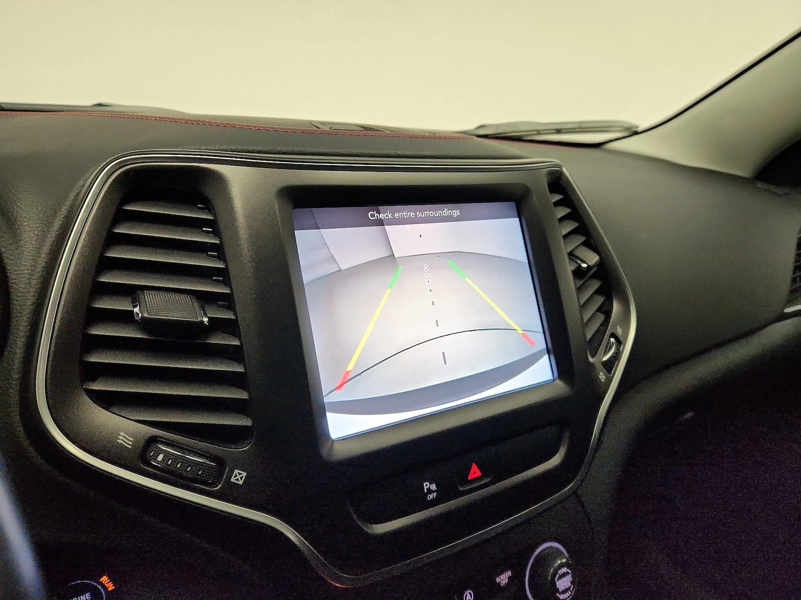 2020 Jeep Cherokee Trailhawk - Photo 15