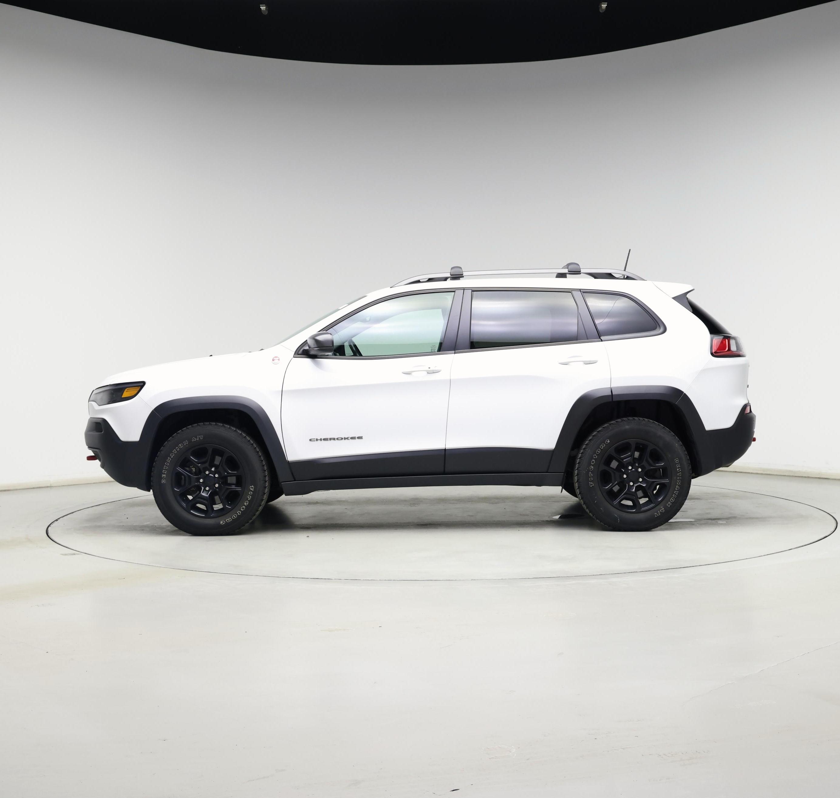Thumbnail: 2020 Jeep Cherokee - 3