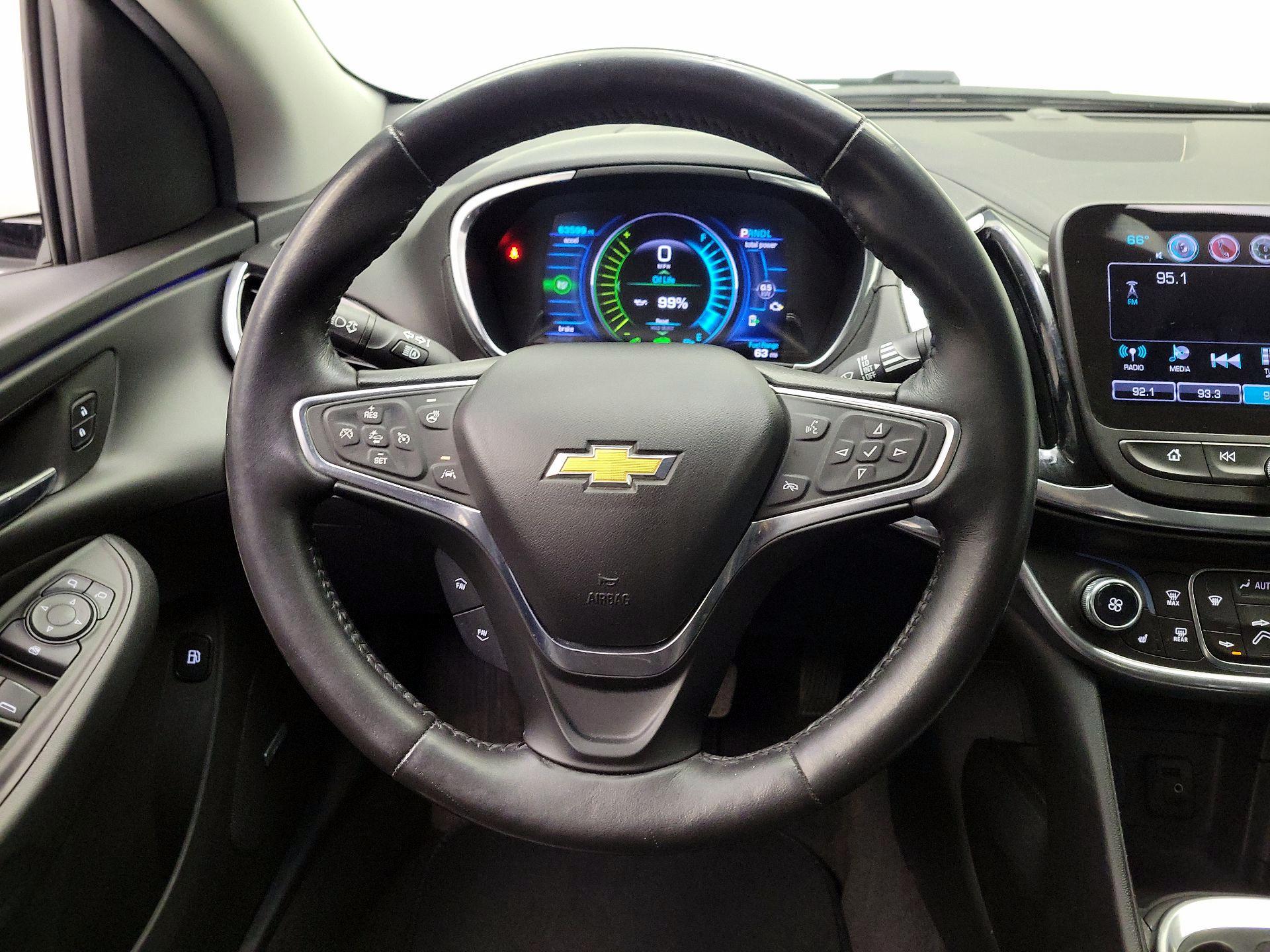 Thumbnail: 2017 Chevrolet Volt - 10