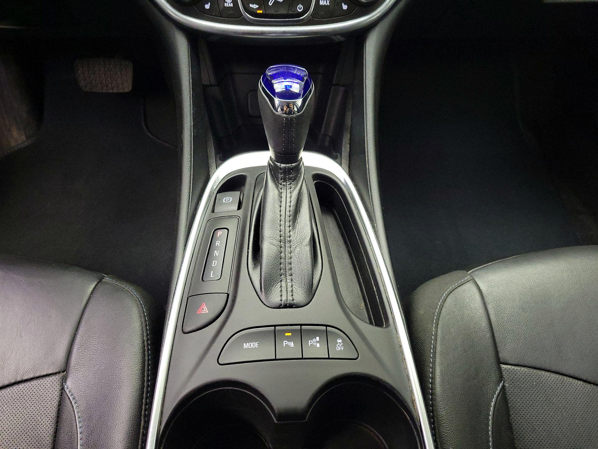 Thumbnail: 2017 Chevrolet Volt - 16