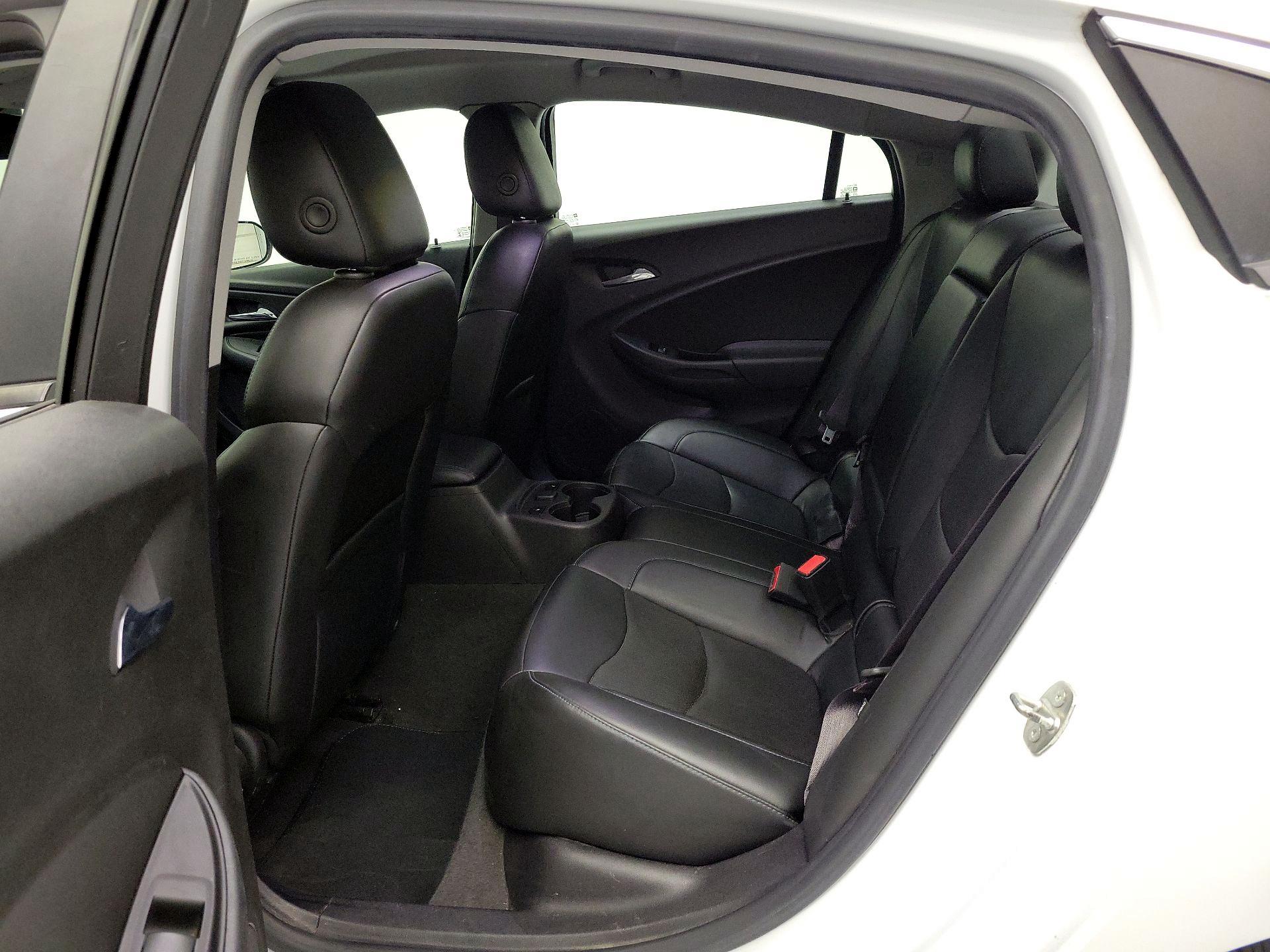 Thumbnail: 2017 Chevrolet Volt - 18