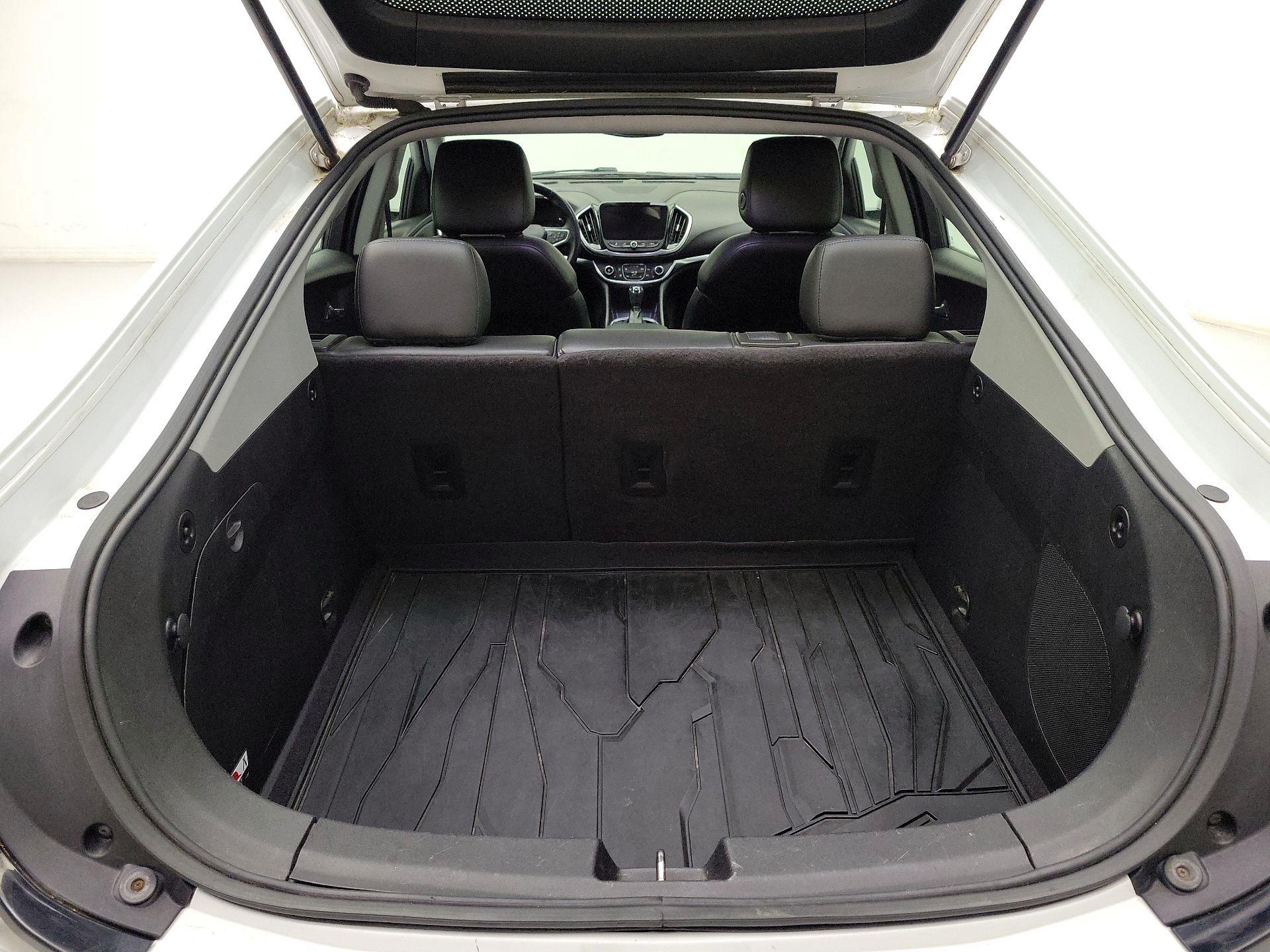 Thumbnail: 2017 Chevrolet Volt - 19