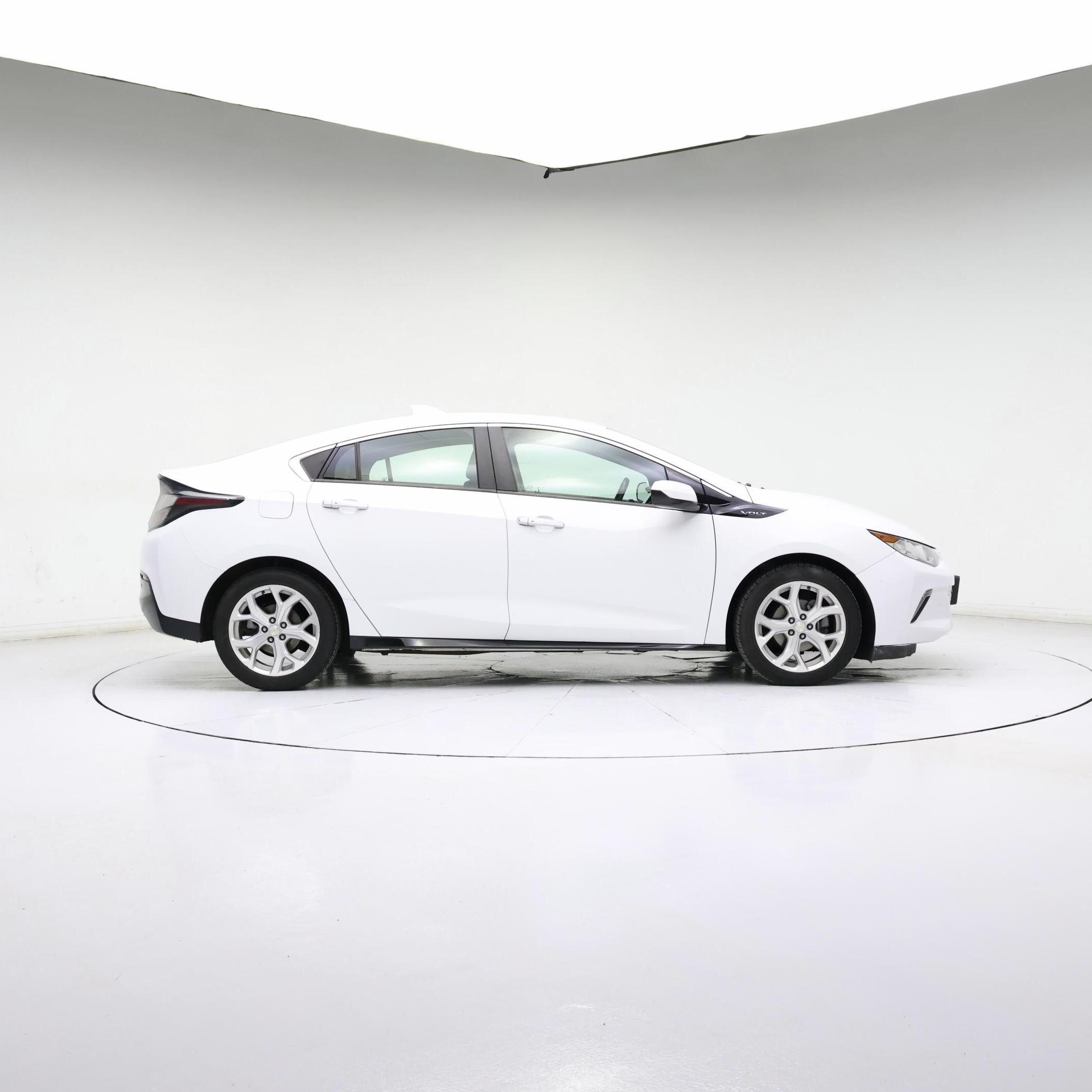Thumbnail: 2017 Chevrolet Volt - 7