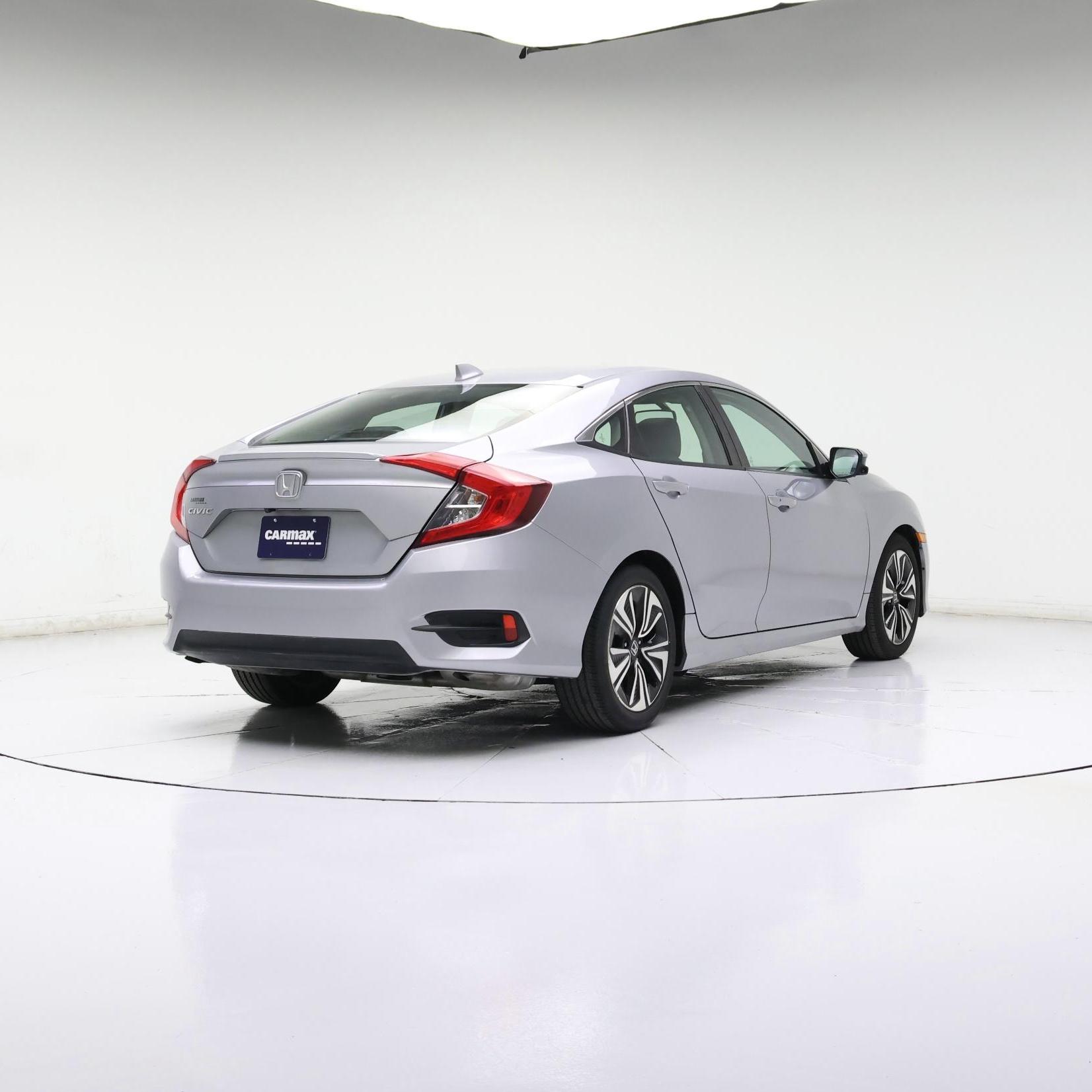 Thumbnail: 2017 Honda Civic - 8