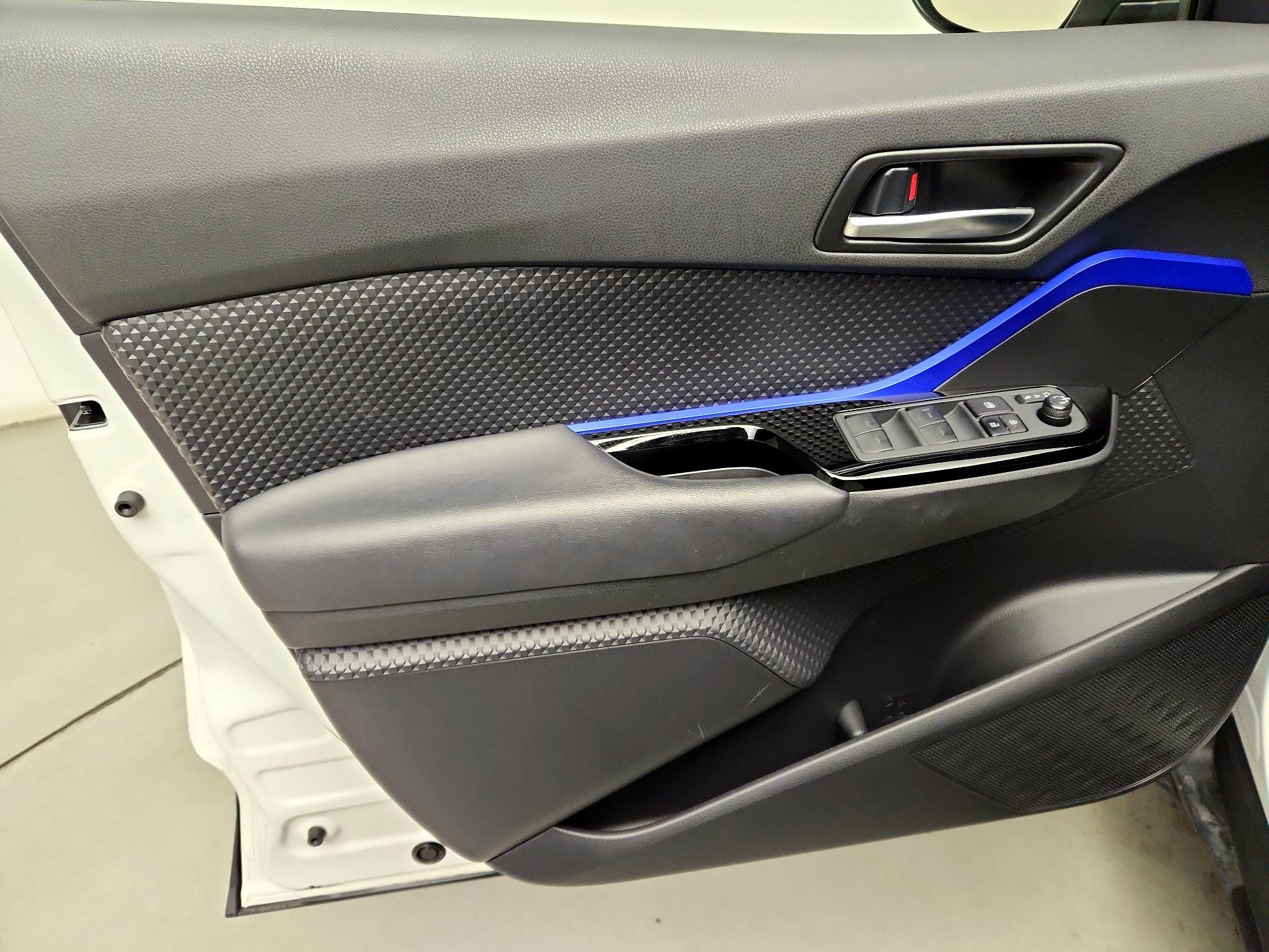 Thumbnail: 2021 Toyota C-HR - 12