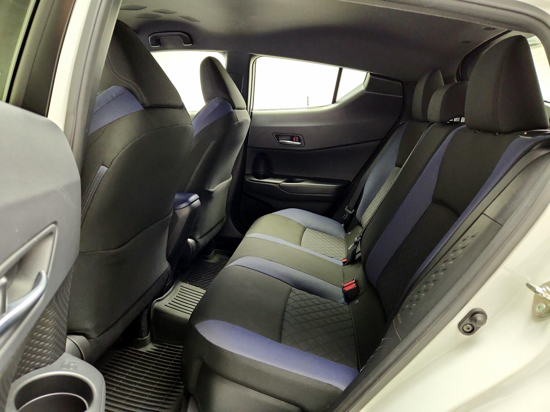 Thumbnail: 2021 Toyota C-HR - 19