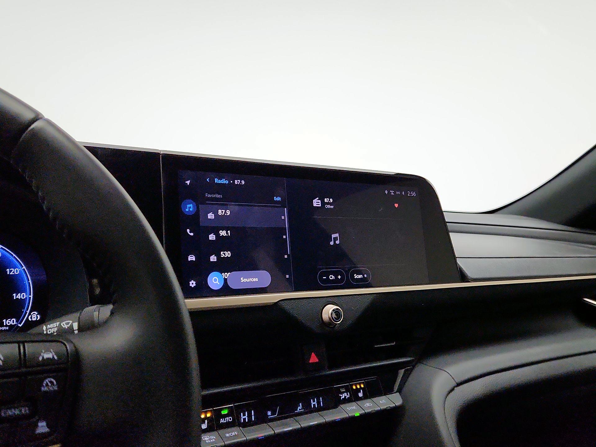 Thumbnail: 2023 Toyota Crown - 15