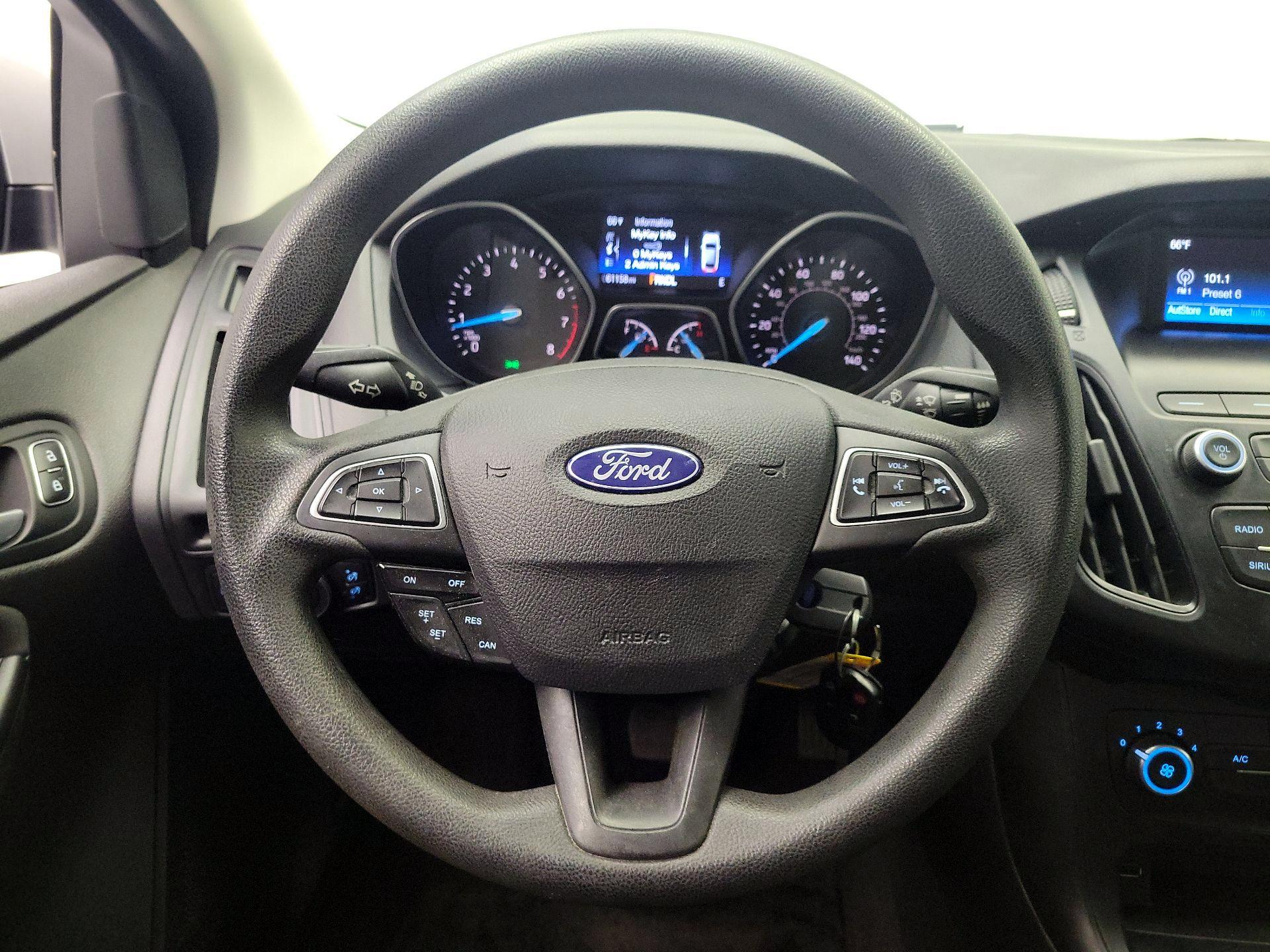 Thumbnail: 2018 Ford Focus - 10