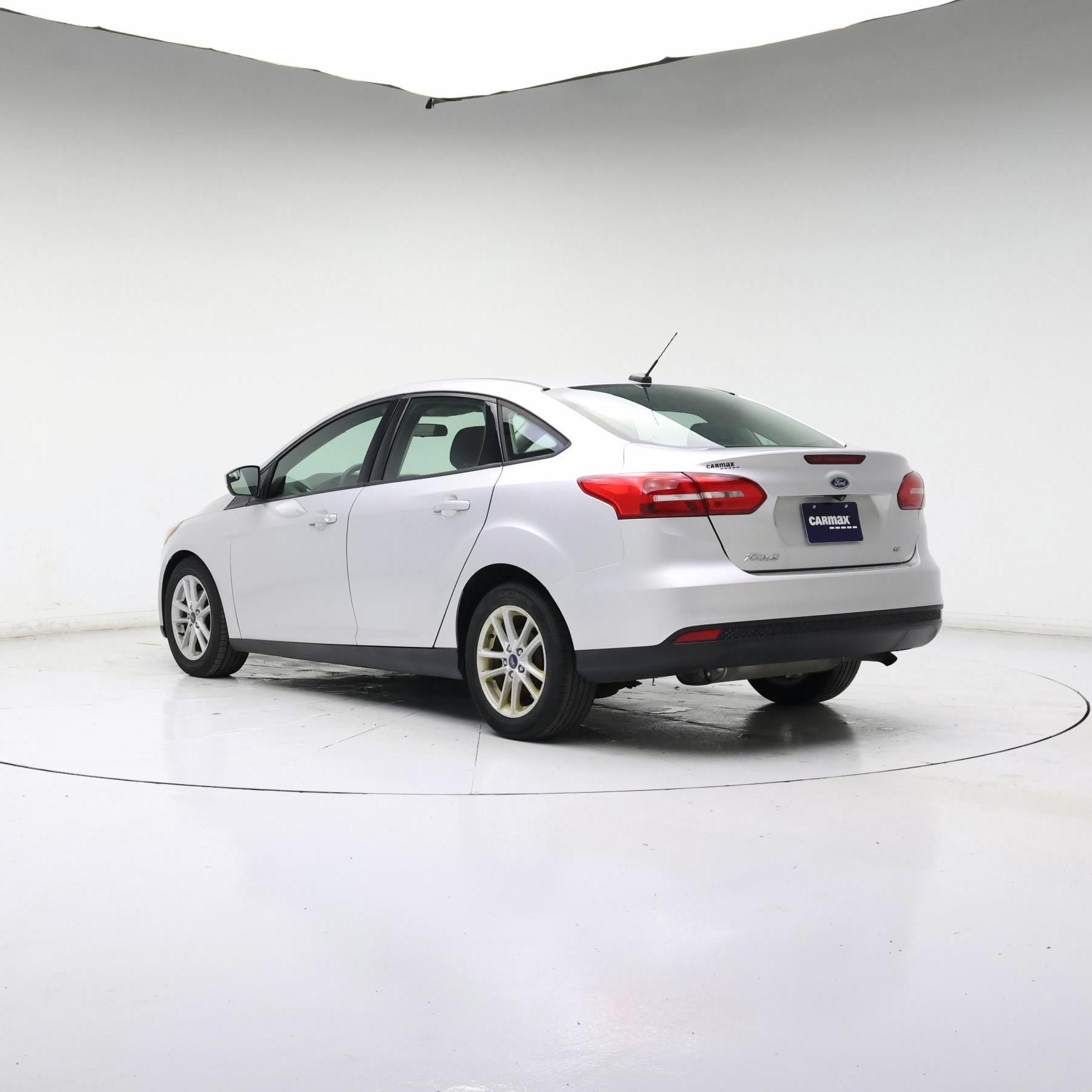 Thumbnail: 2018 Ford Focus - 2