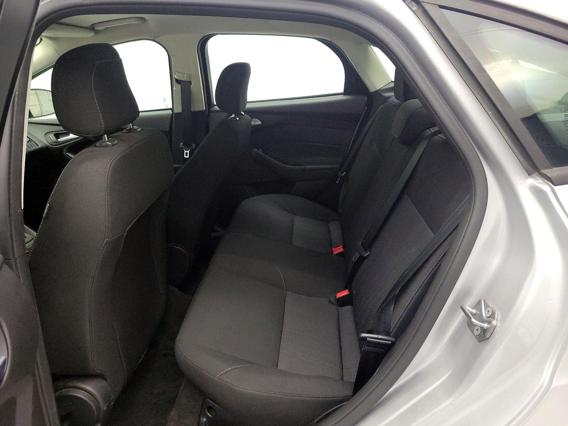 Thumbnail: 2018 Ford Focus - 19