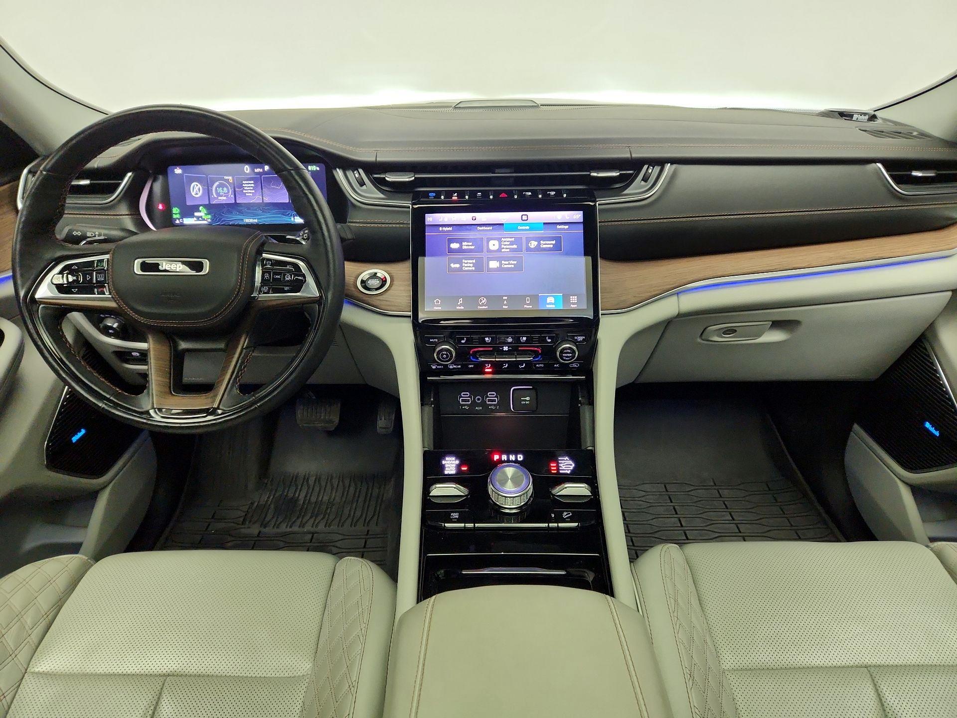 Thumbnail: 2022 Jeep Grand Cherokee - 9