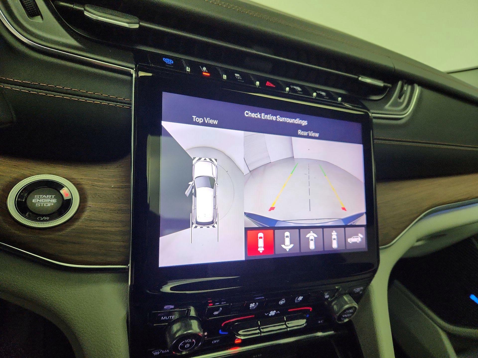 Thumbnail: 2022 Jeep Grand Cherokee - 15